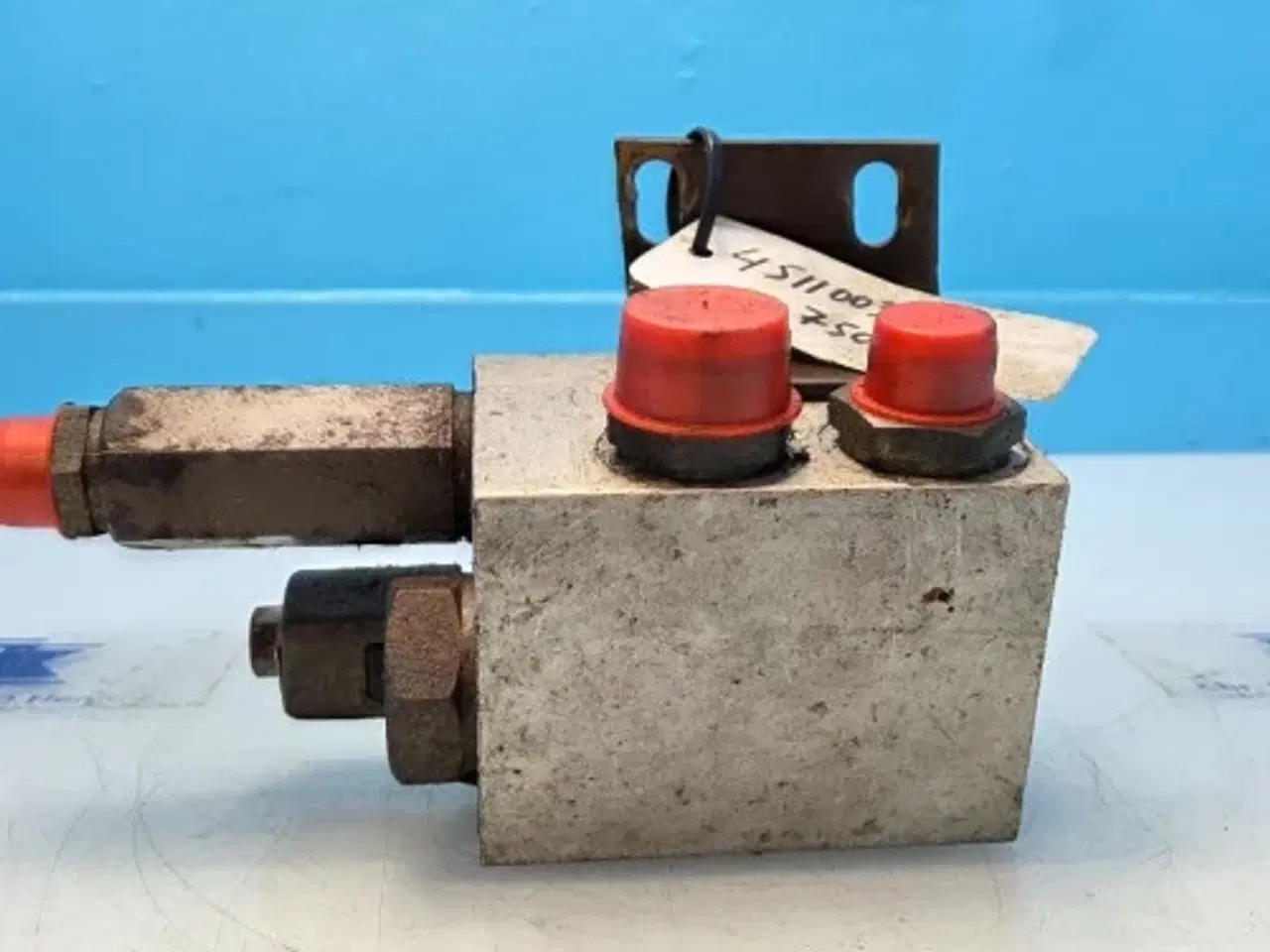 Billede 13 - Dronningborg D7500 Hydraulikventil 45110038