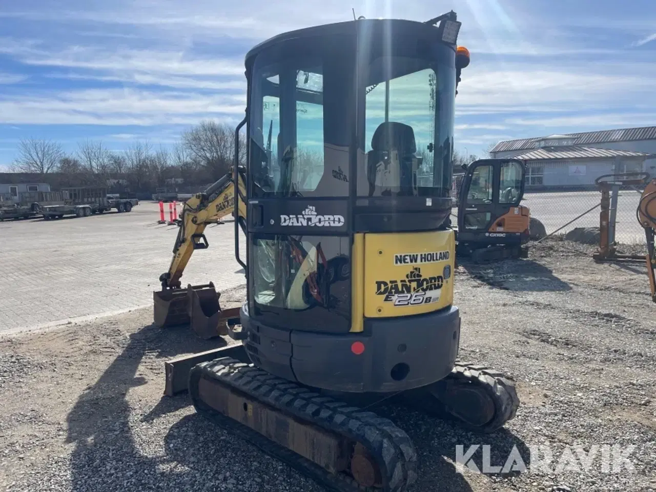 Billede 8 - Gravemaskine New Holland E26B SR med skovle