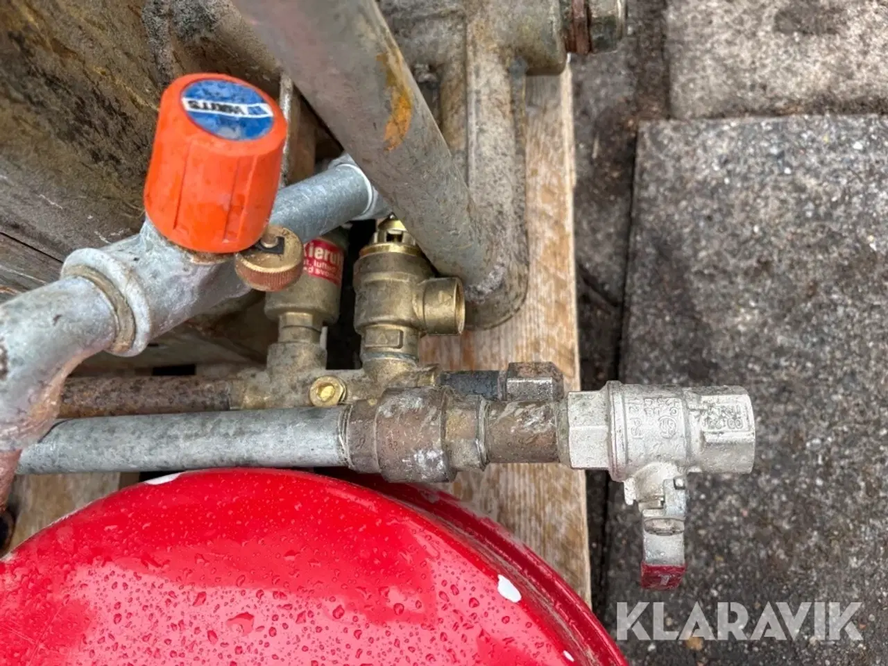 Billede 11 - Oliefyr og varmtvandsbeholder Metro therm, Ribe jernstøberi 6440