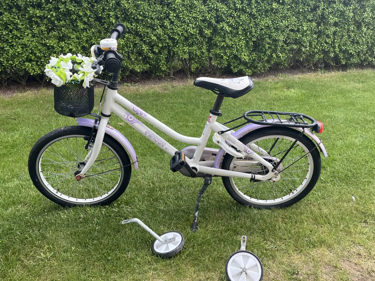 Billede 3 - 18” pigecykel m. Støttehjul sælges