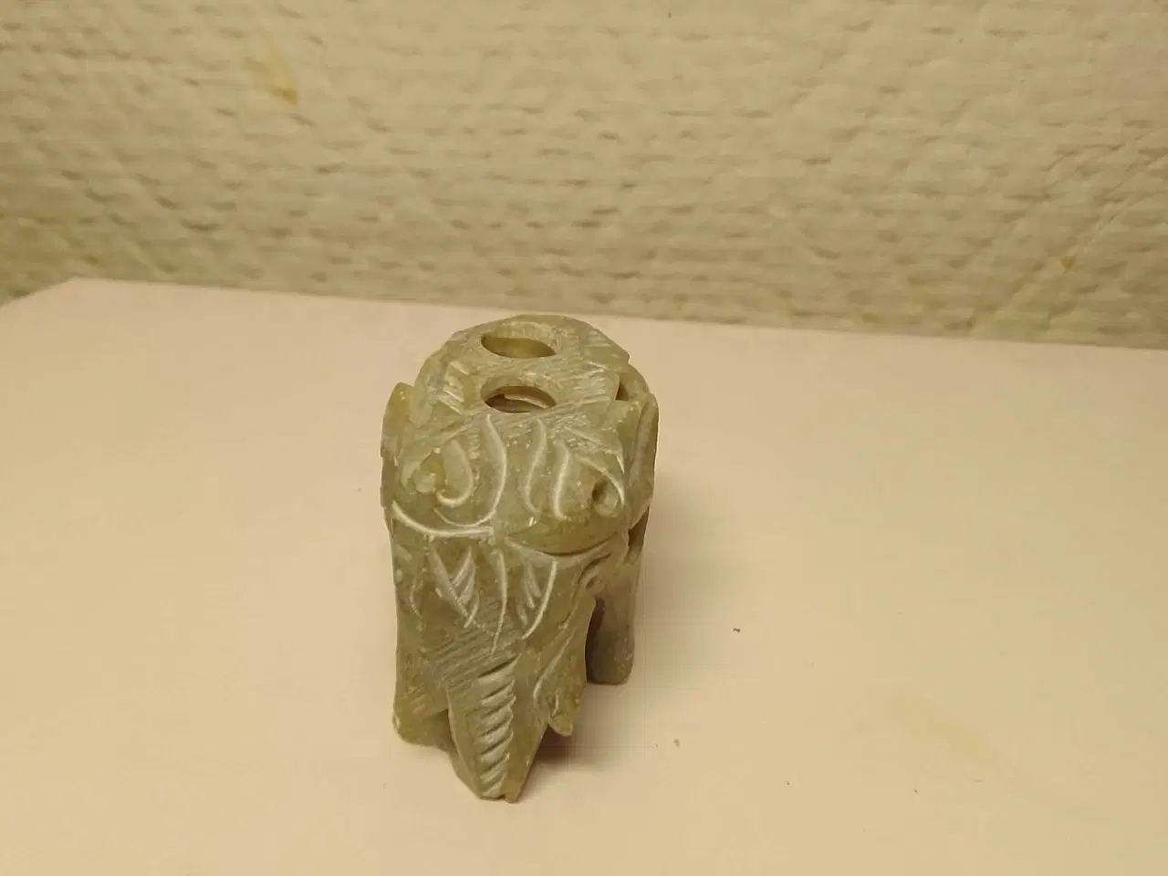 Billede 15 - Miniature elefant til fx sættekasse. I sten
