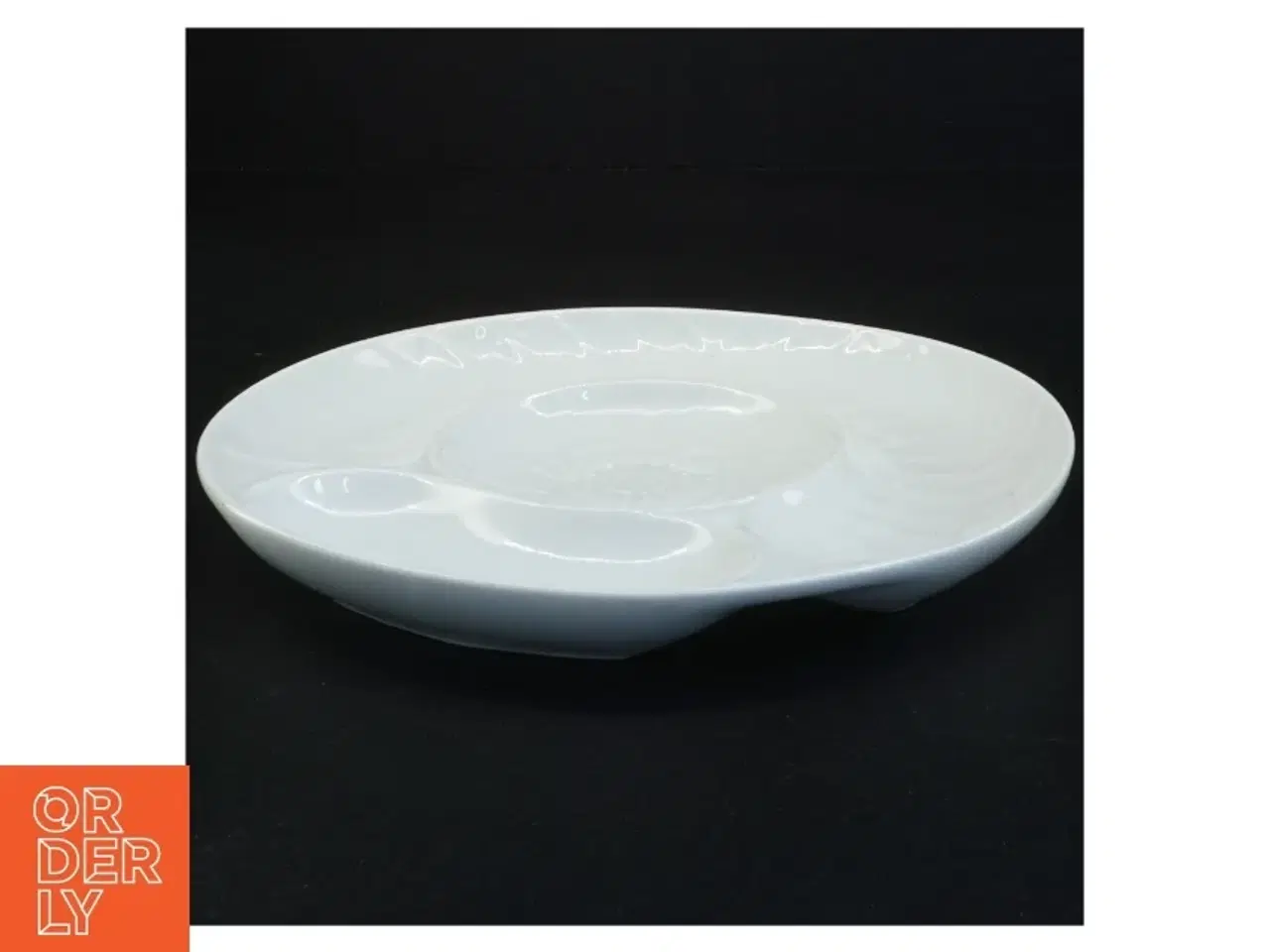 Billede 1 - Serveringsfad i porcelæn fra Pillivuyt (str. Diameter 22 cm)
