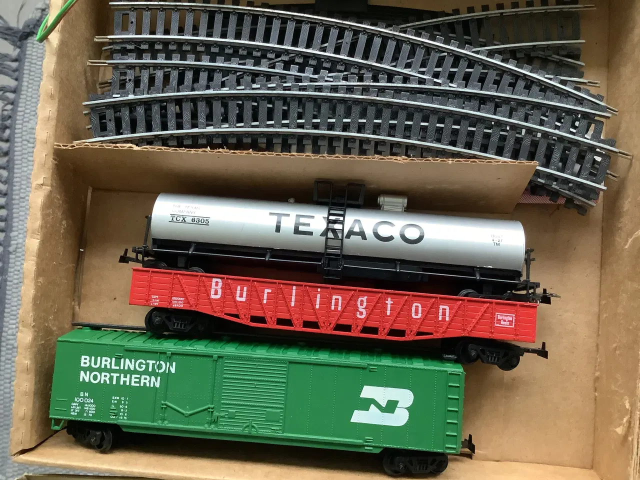 Billede 4 - SOLGT. Mehano US “Thunderbolt Express” togsæt. 