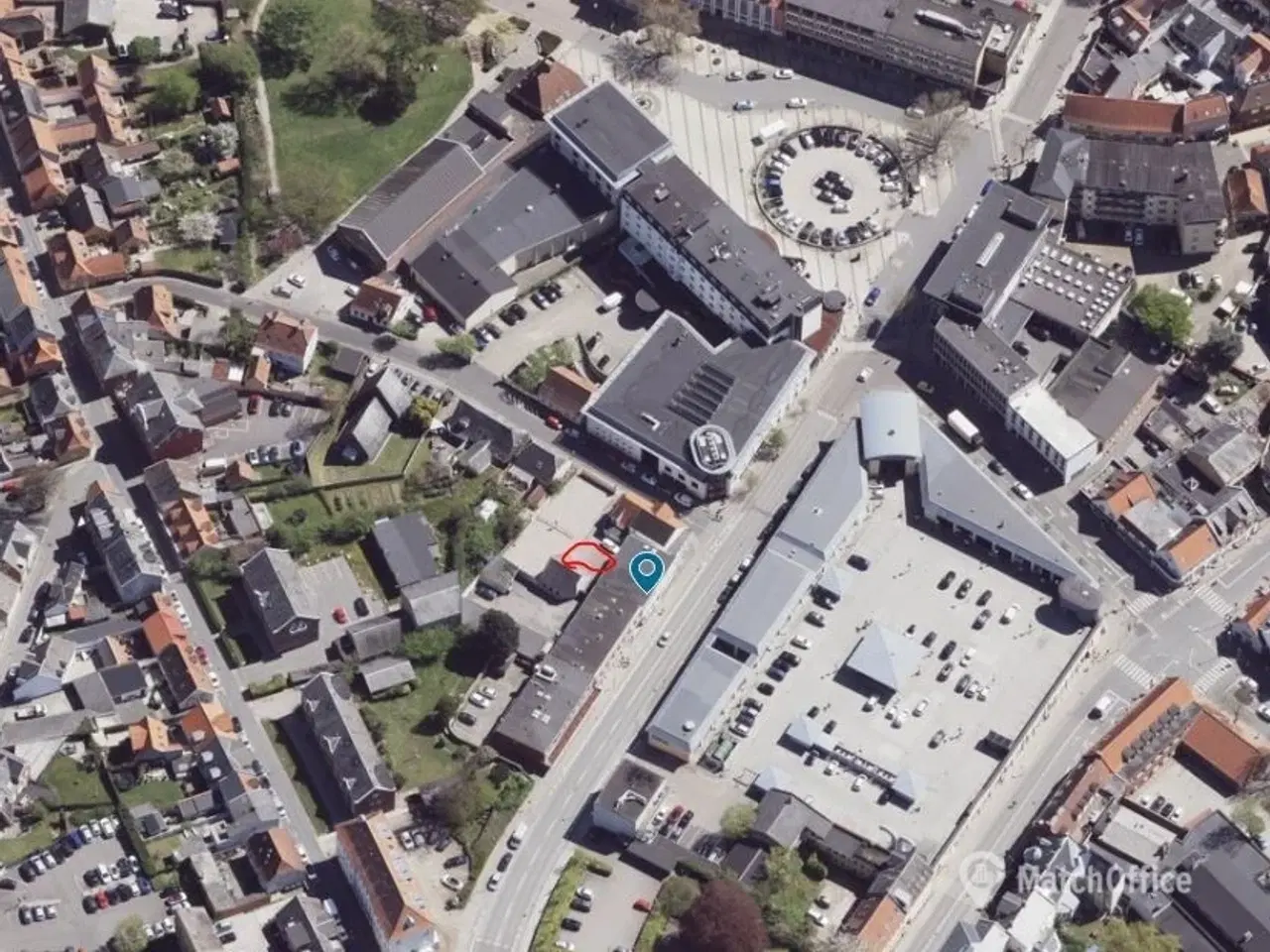 Billede 1 - P-plads på bagsiden af Tinghusgade 20B