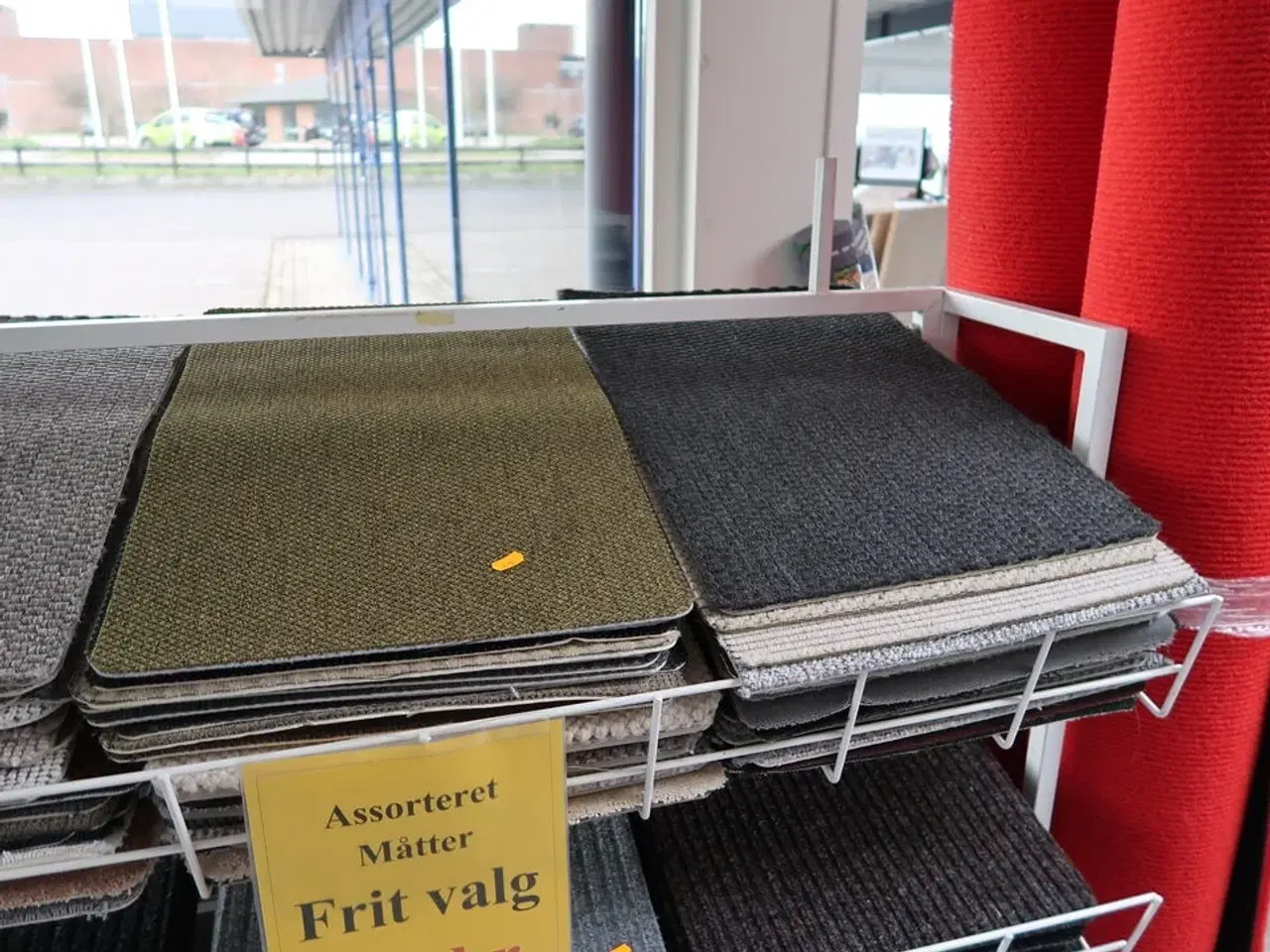 Billede 3 - Stativ med div. måtter