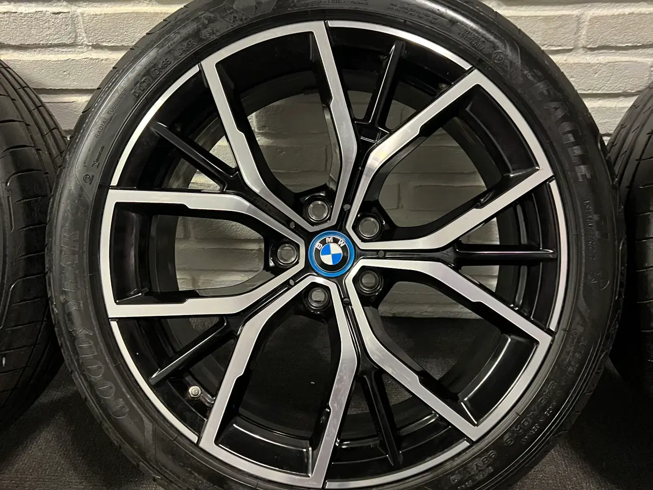 Billede 4 - Originale bmw 19” Style 668M