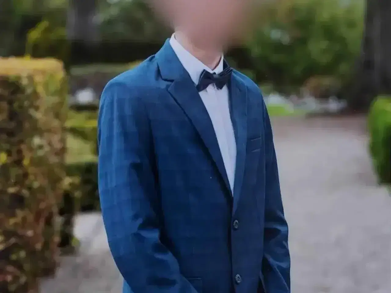 Billede 1 - Konfirmationstøj - Tommy Hilfiger blazer, skjorte