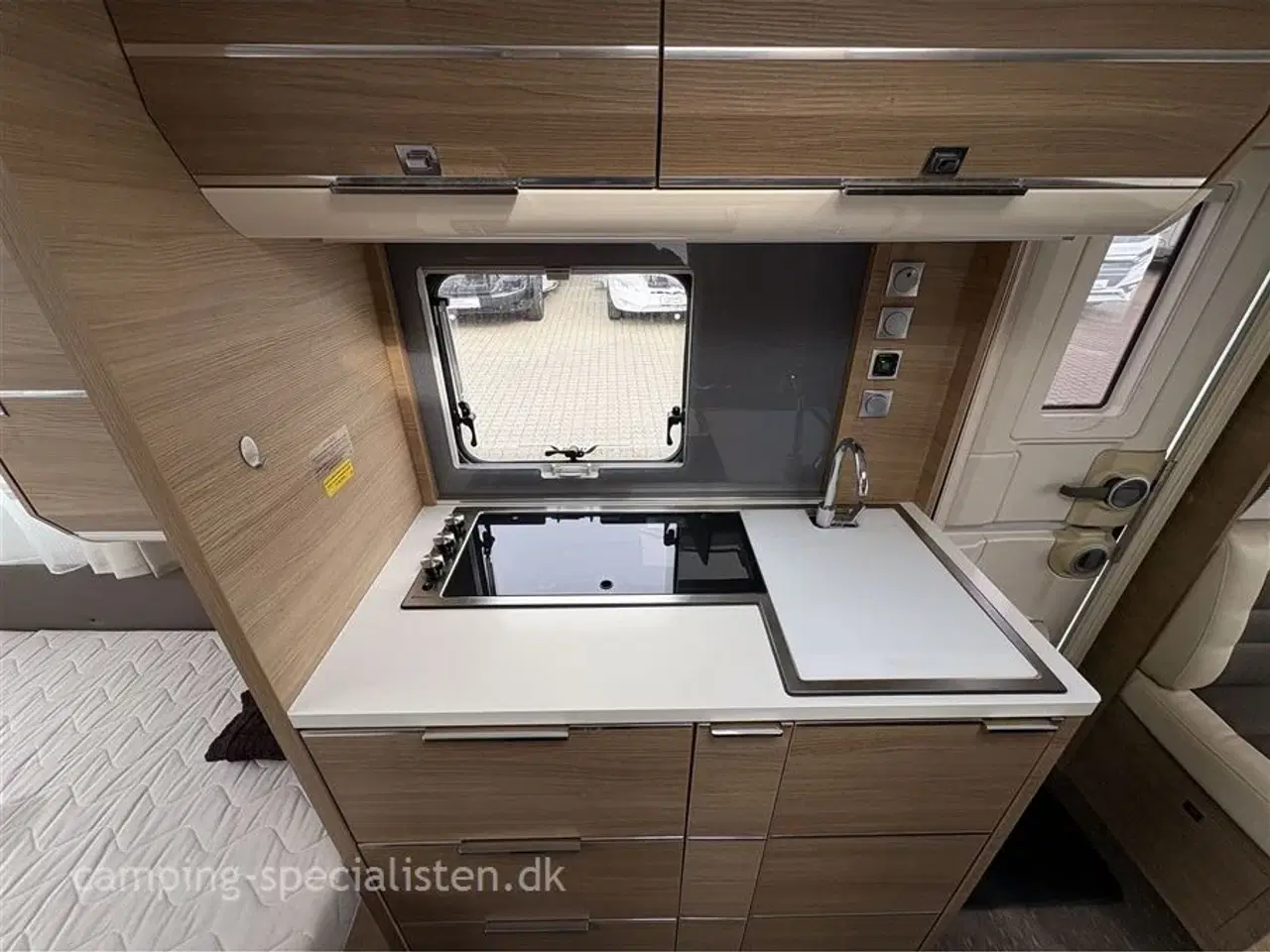 Billede 6 - 2016 - Adria Adora 482 LU   Adria Adora 482 LU 2016 - Se den nu hos Camping-Specialisten.dk