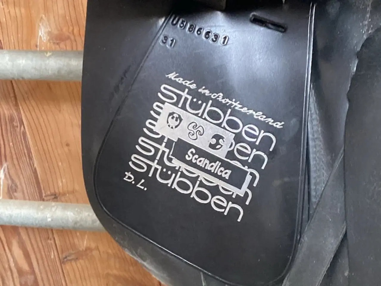 Billede 4 - Stübben Scandica dressursadel 17”