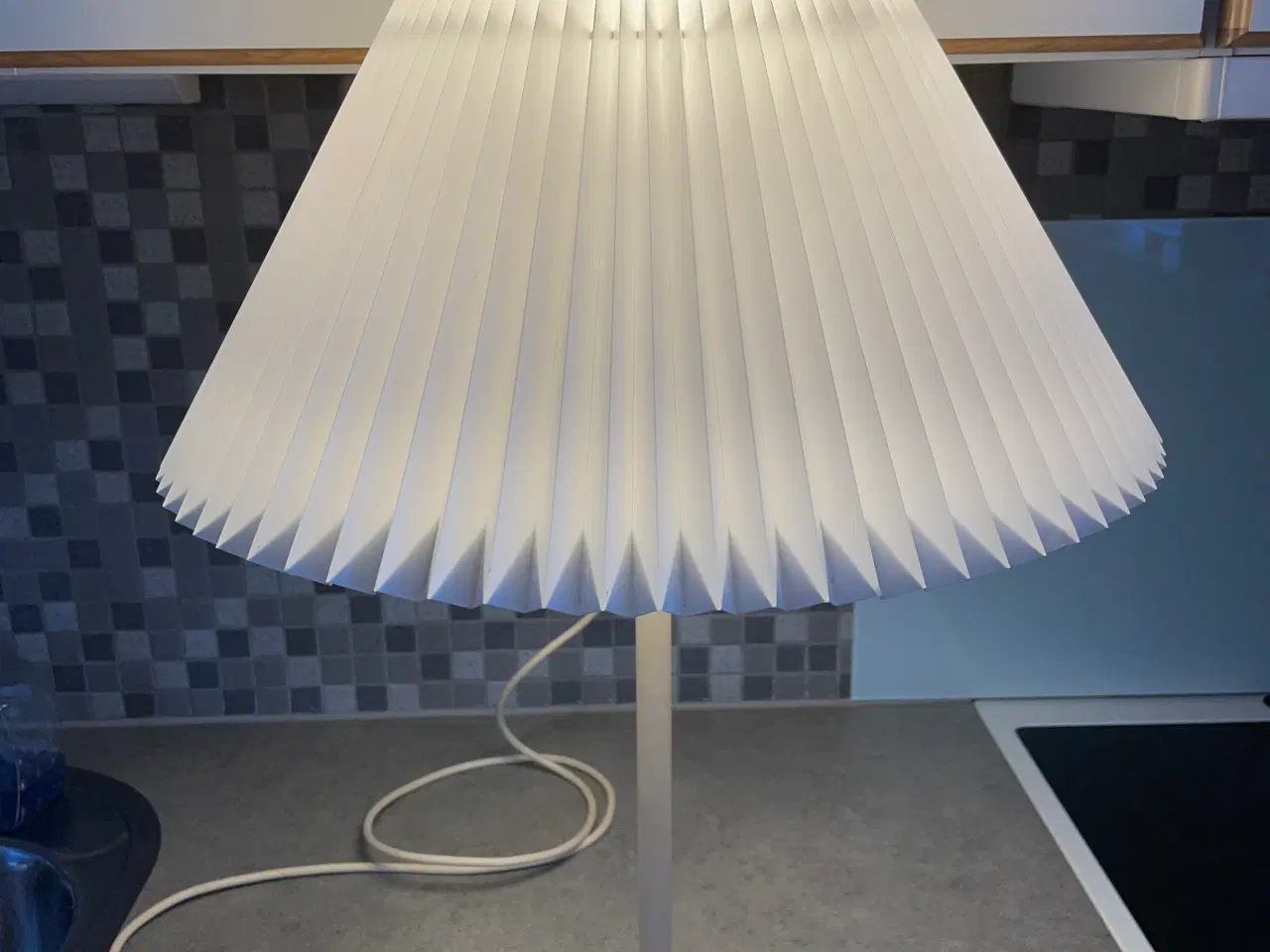 Billede 1 - Leklint bordlampe 367