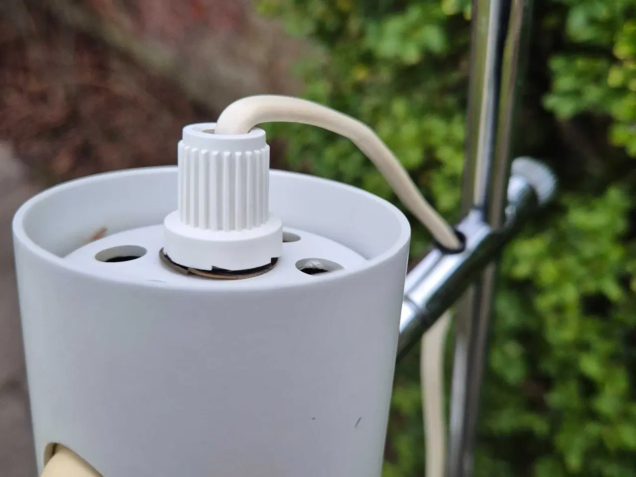 Billede 7 - Hvid gulvlampe med søde afbrydere