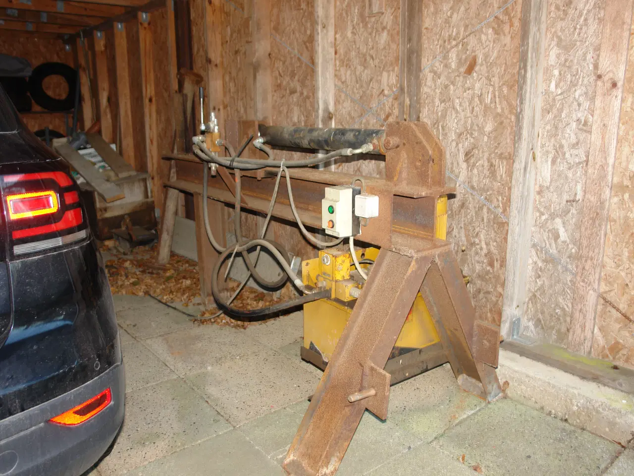 Billede 1 - Brændekløver til kraft.