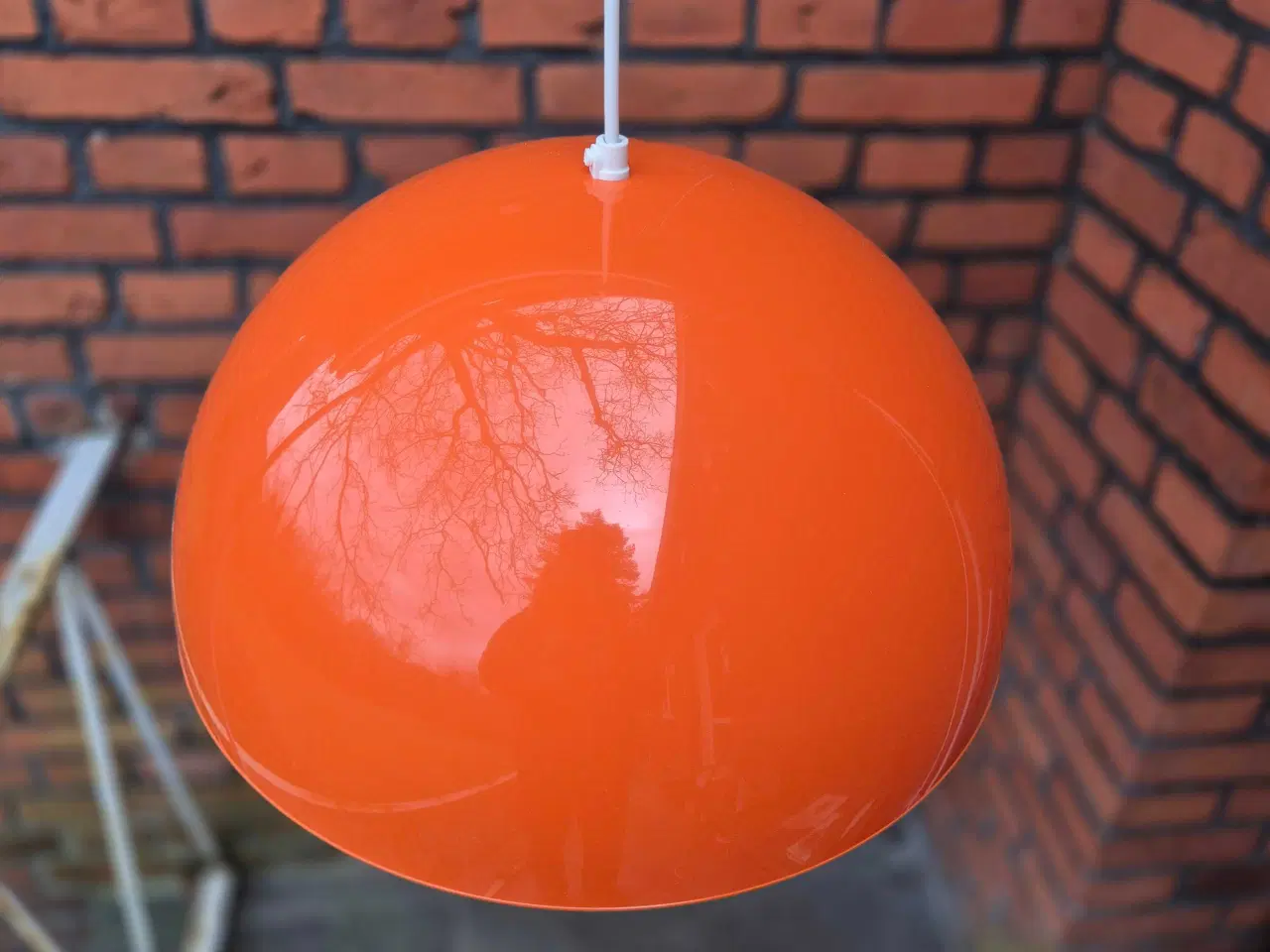 Billede 2 - Flot stor retrolampe i transparent plast