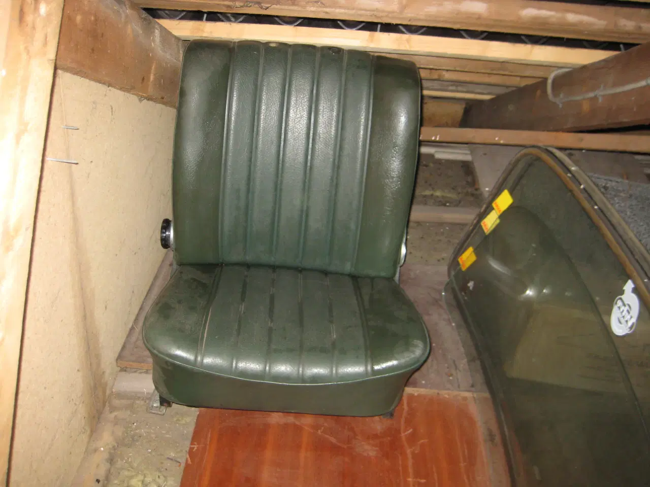 Billede 14 - Mercedes /8 reservedele