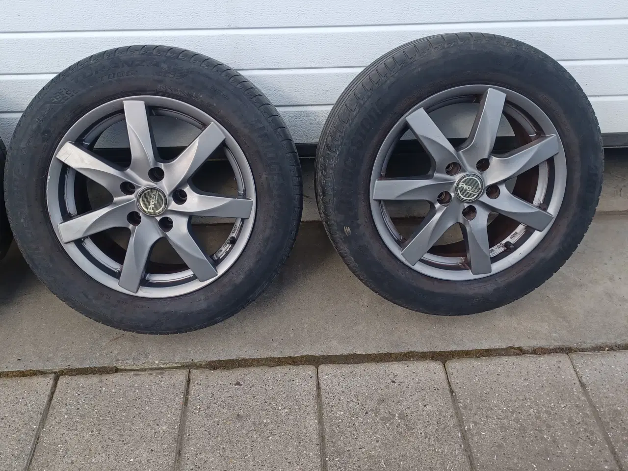 Billede 4 - Renault alufælge.