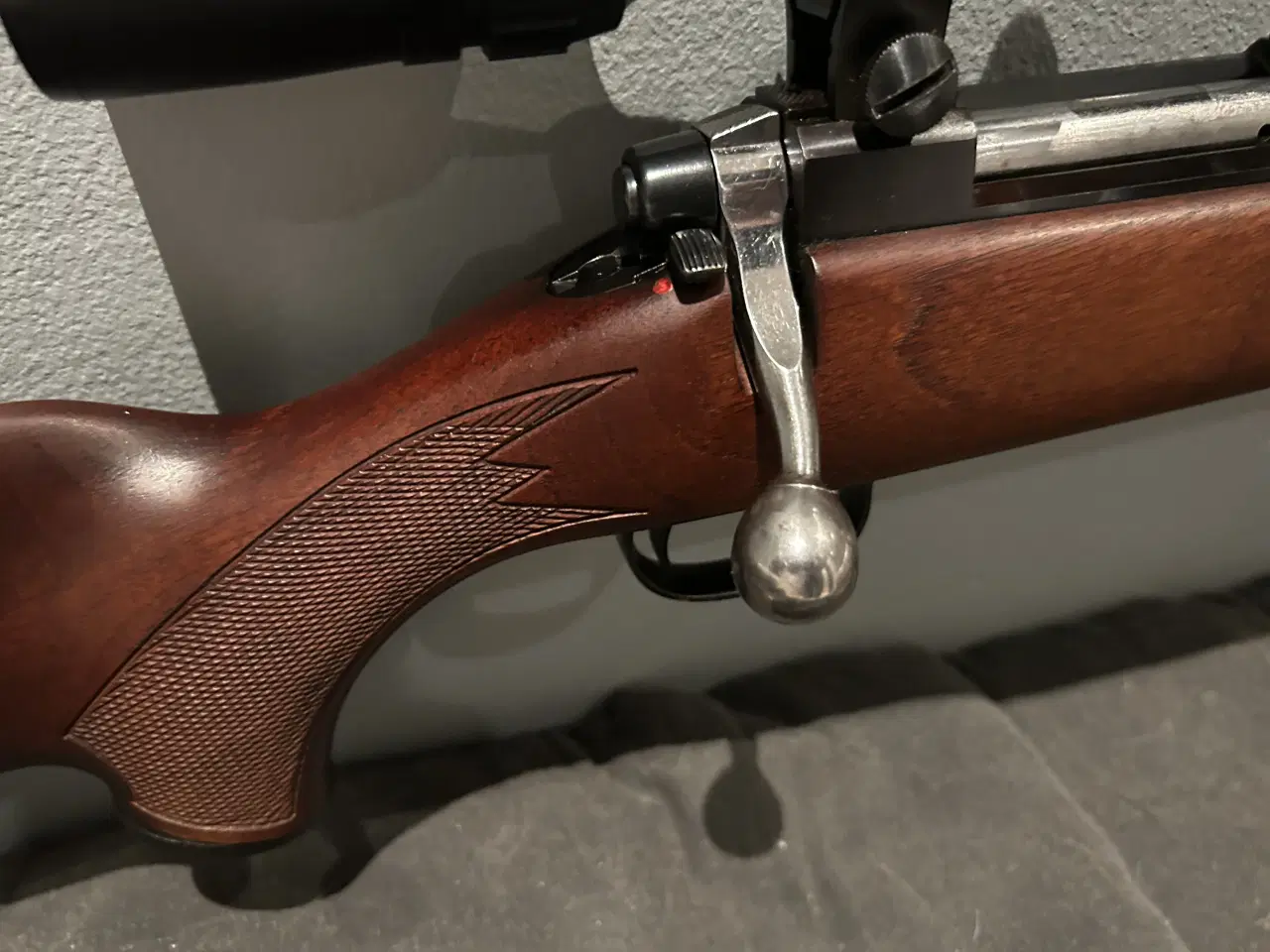 Billede 1 - Tikka M55 med kikkert og lyddæmper