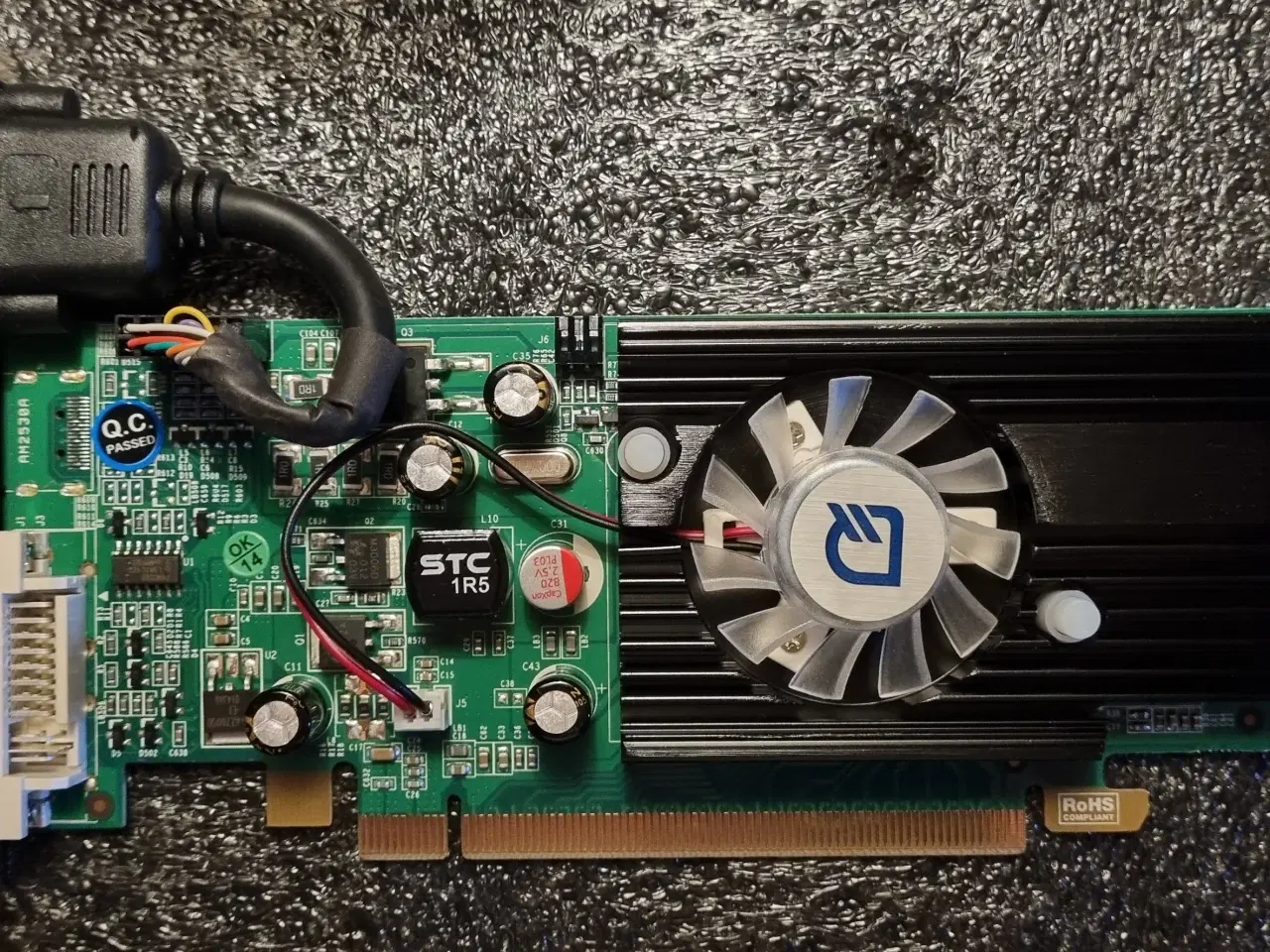 Billede 1 - Winfast px8400 gs video card