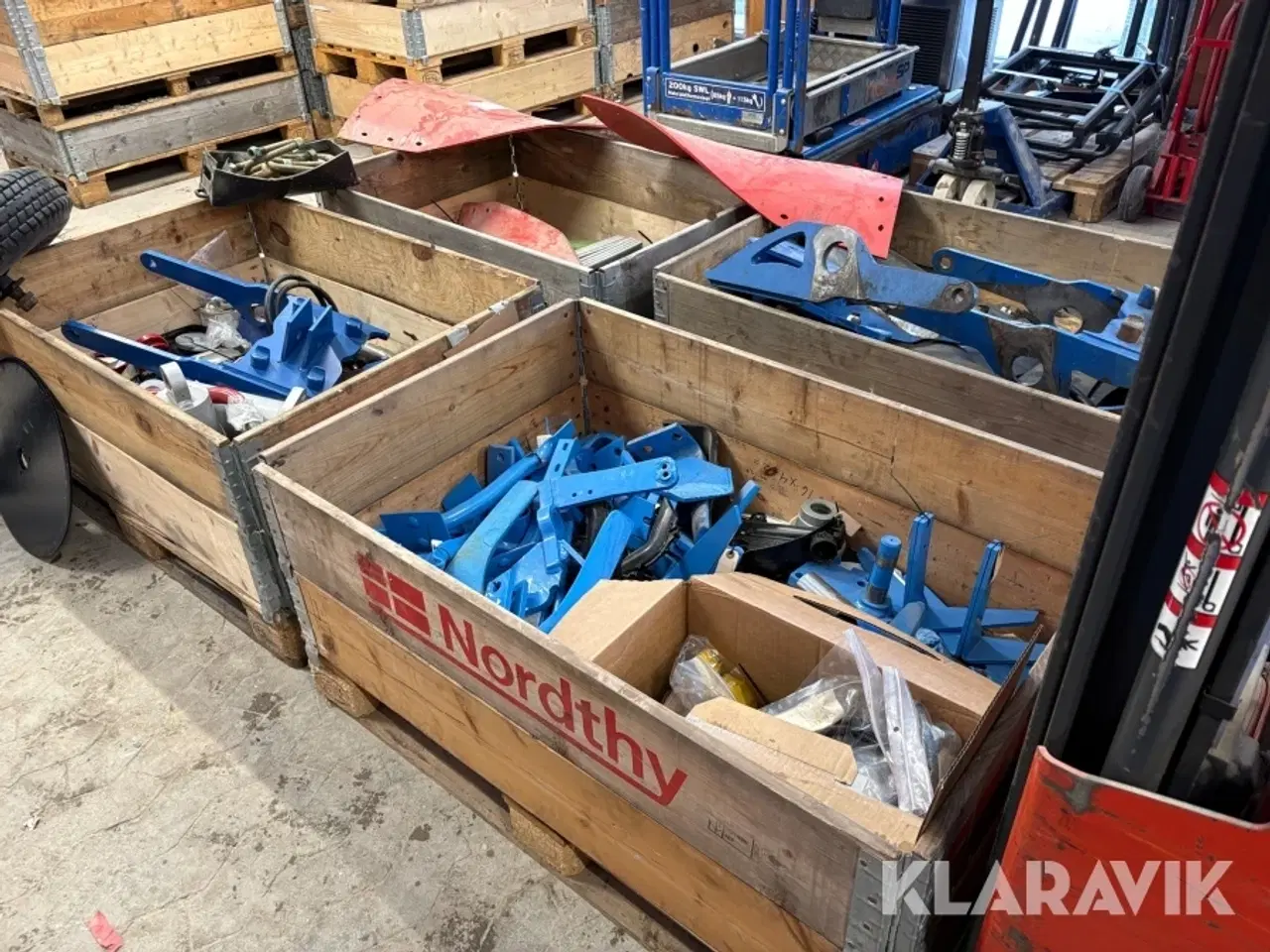 Billede 4 - Reservedele til landbrugsmaskiner 4 paller