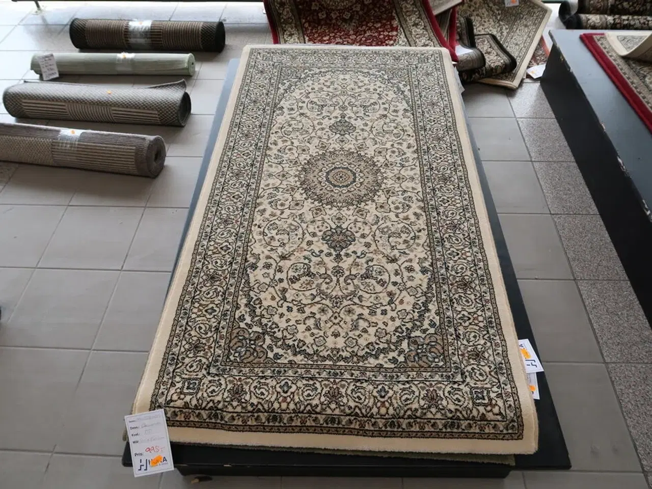 Billede 1 - Gulvtæppe LEONARDO PP