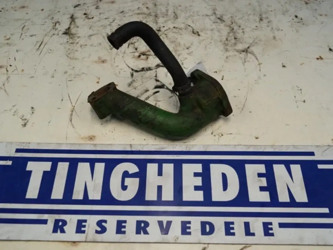 Billede 1 - John Deere 2130 Termostathusrør R70741