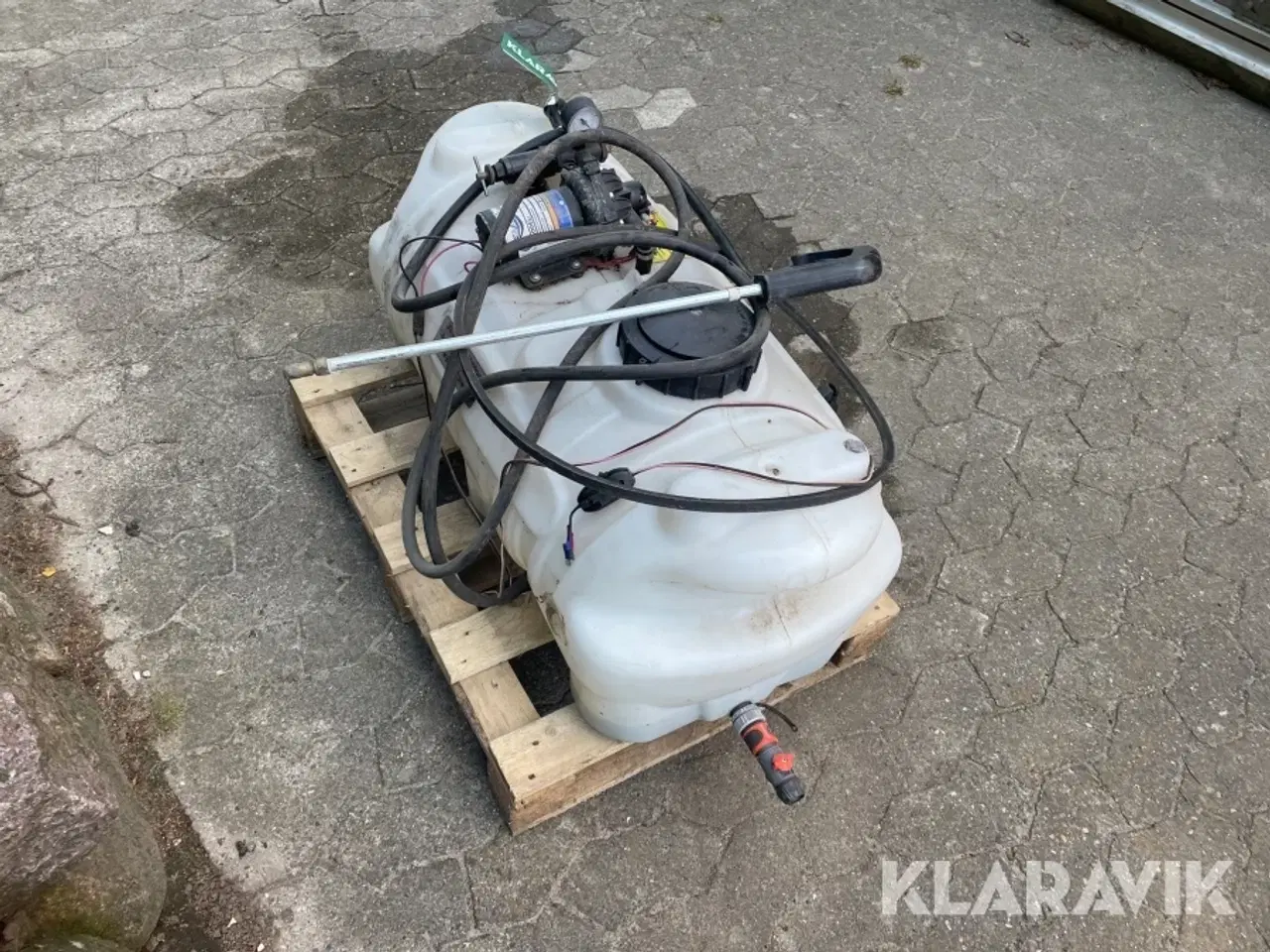 Billede 11 - Transportabel sprøjtetank med pumpe og lanse