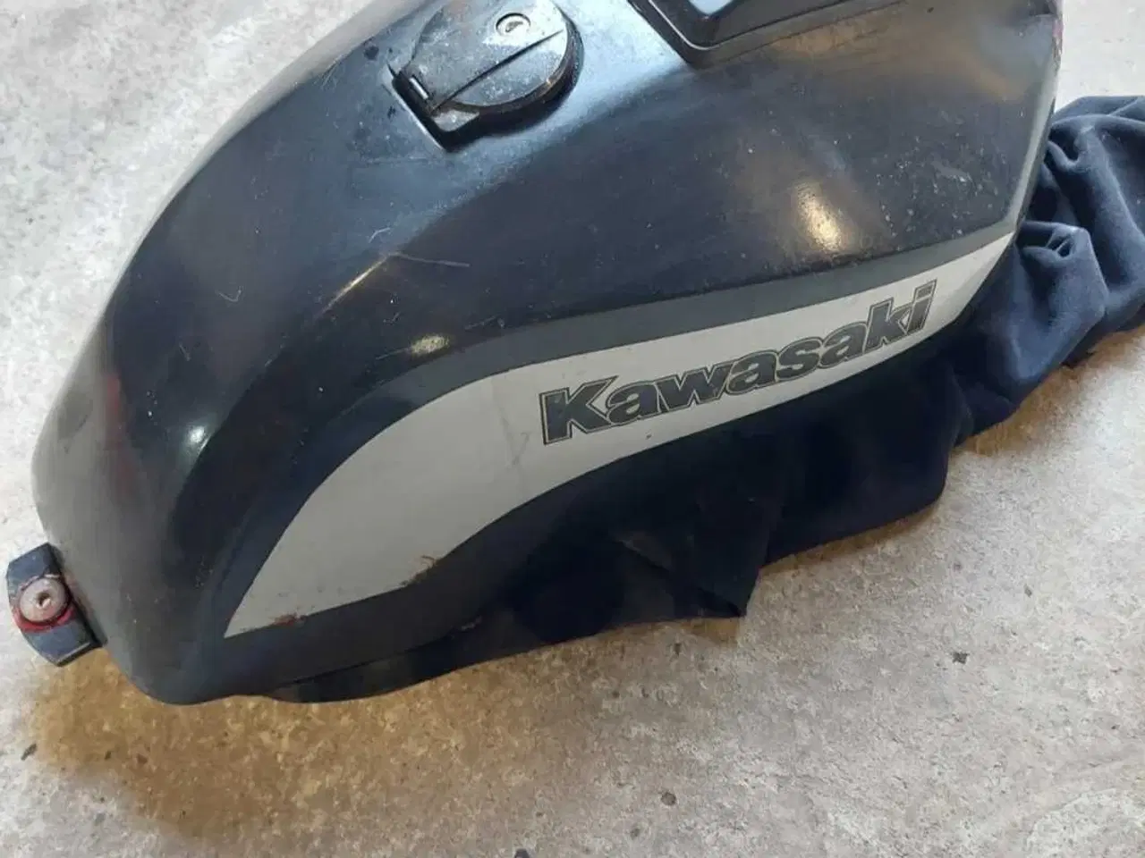 Billede 7 - Kawasaki GPZ1100 årg. 1983 Tank