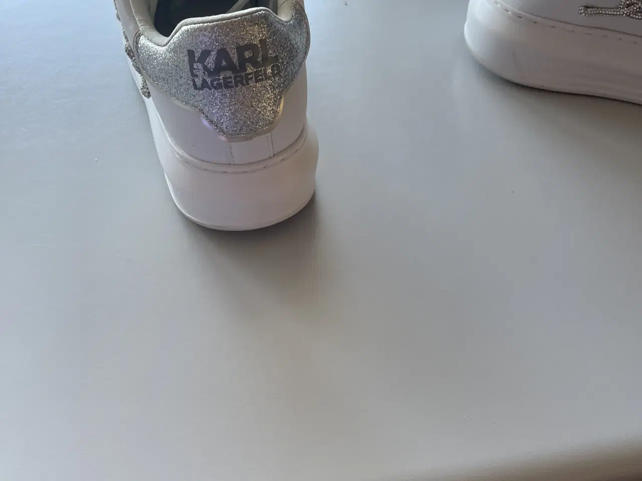 Billede 2 - Karl lagerfeld 