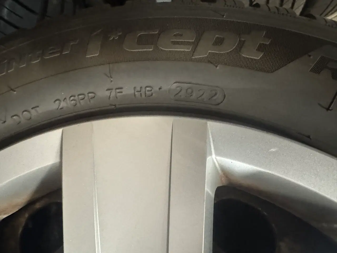 Billede 2 - Vw vinterhjul 5x112 hankook dæk 