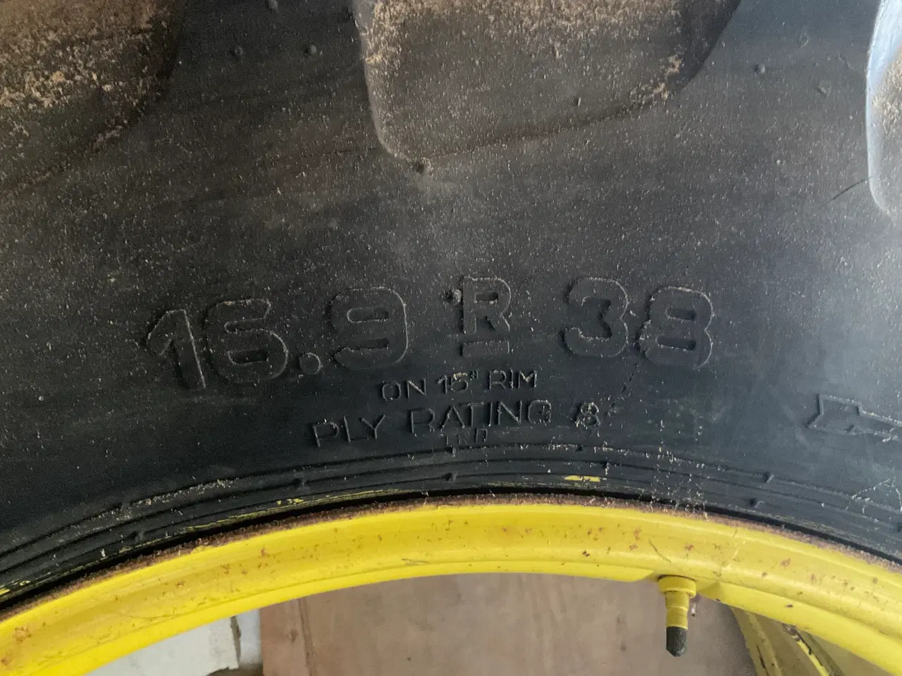 Billede 4 - Tvillingehjul Taurus 16,9 R38