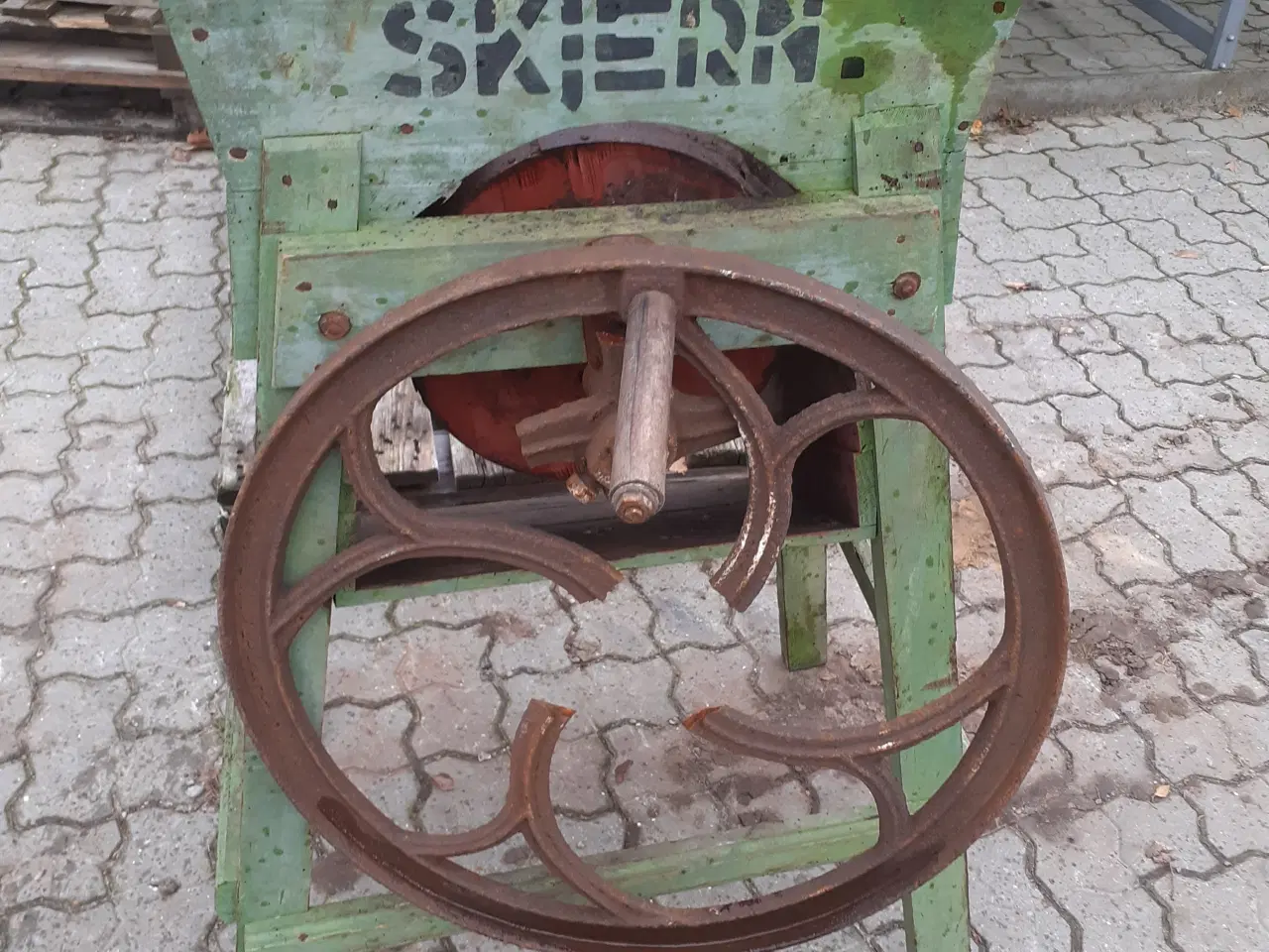 Billede 4 - Gammel rasper.