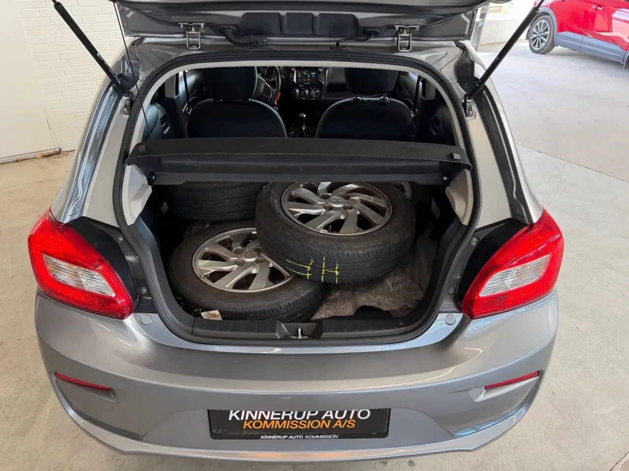 Billede 4 - Mitsubishi Space Star 1,2 Inlead 80HK 5d