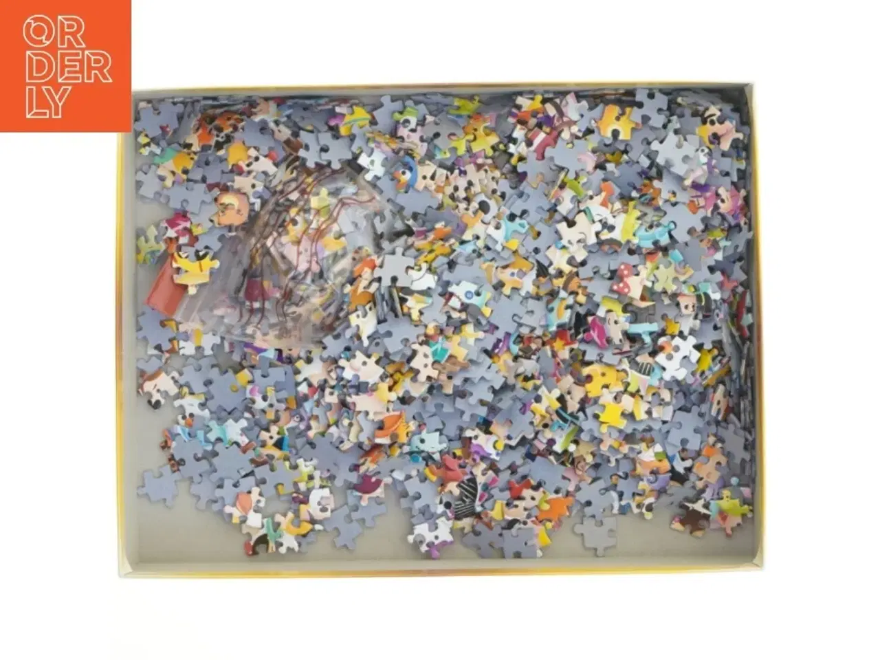 Billede 3 - Clementoni Disney Tsum Tsum puslespil fra Clementoni (str. 1000 brikker)