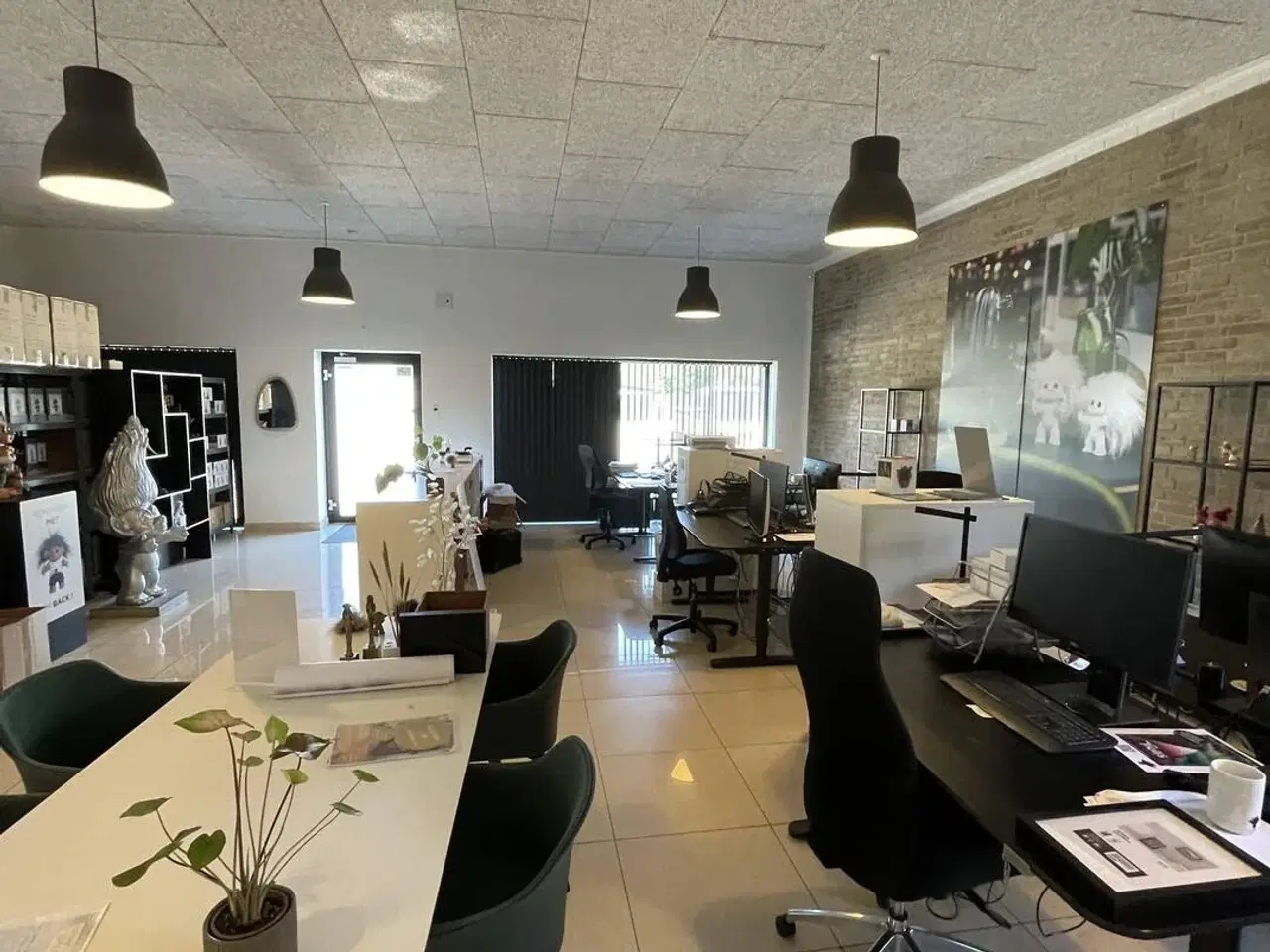 Billede 12 - Kontor med lager (Erhverv)