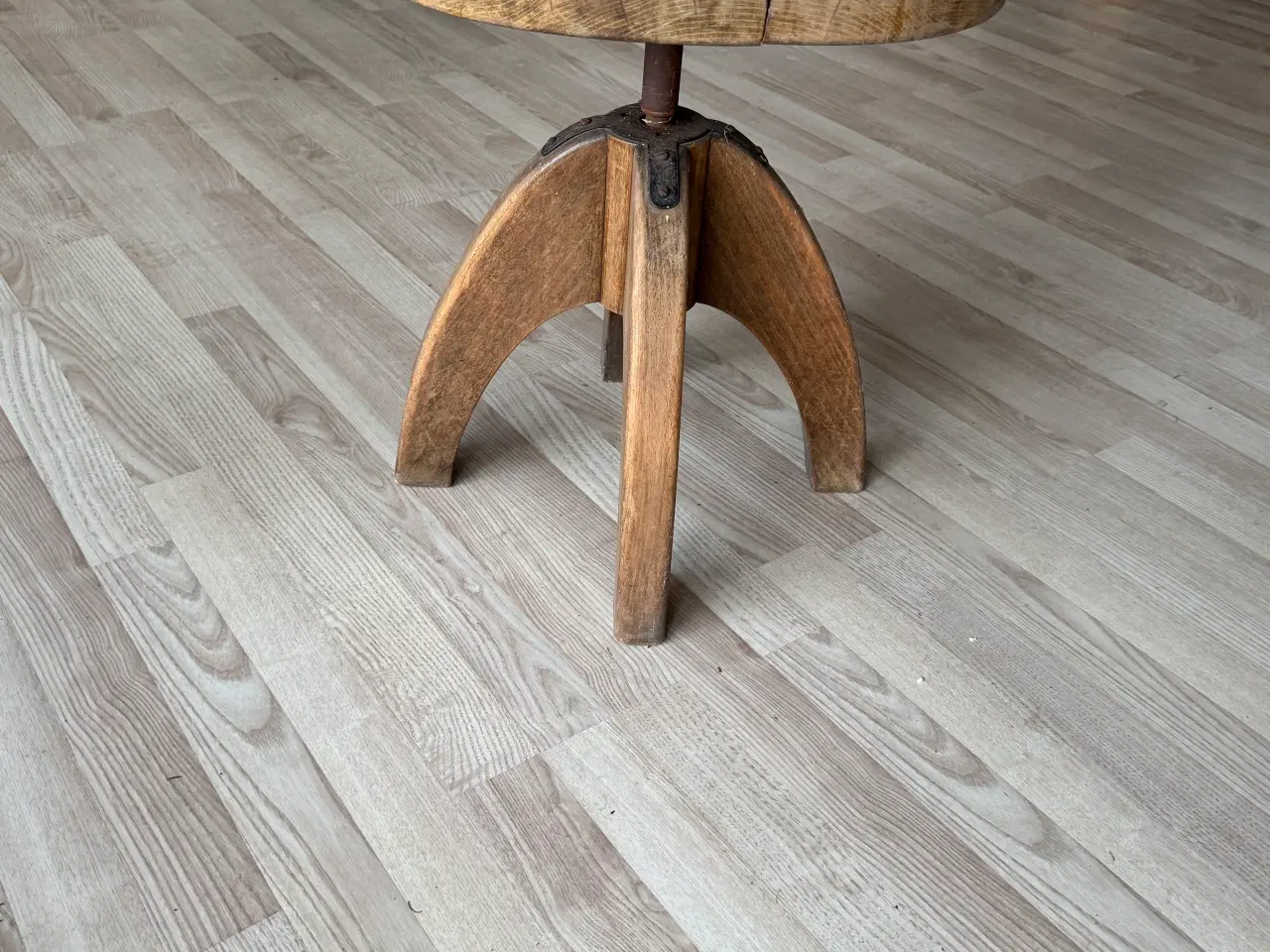 Billede 2 - Gammel kontor stol fra 1940