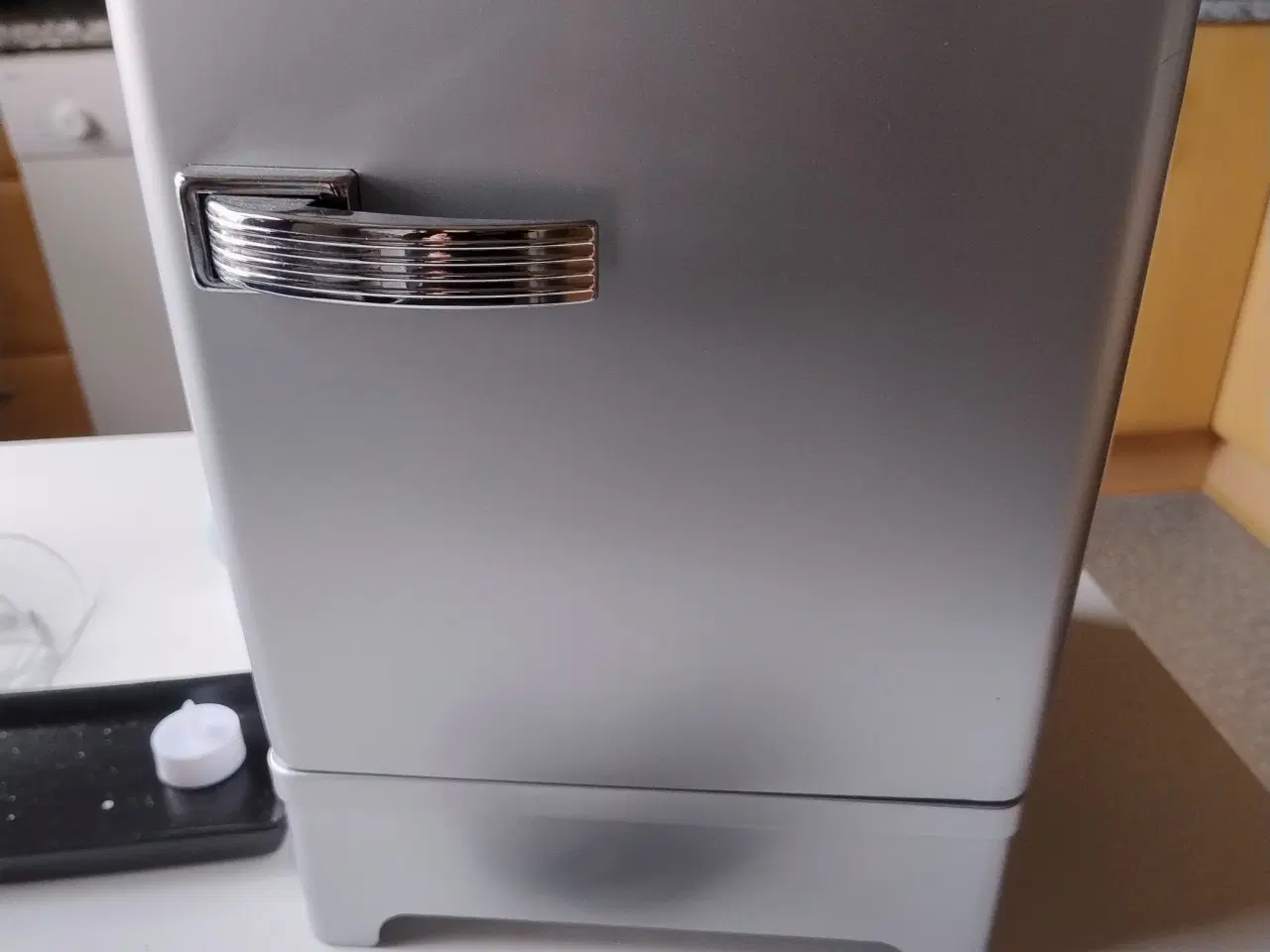 Billede 1 - Mini køleskab til cigar stik 