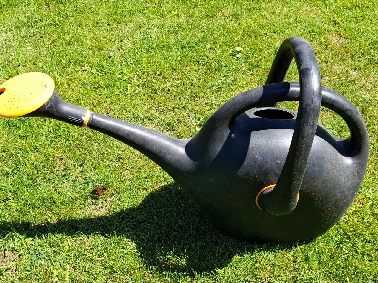 Billede 1 - Fiskars ergonomisk vandekande 10 liter