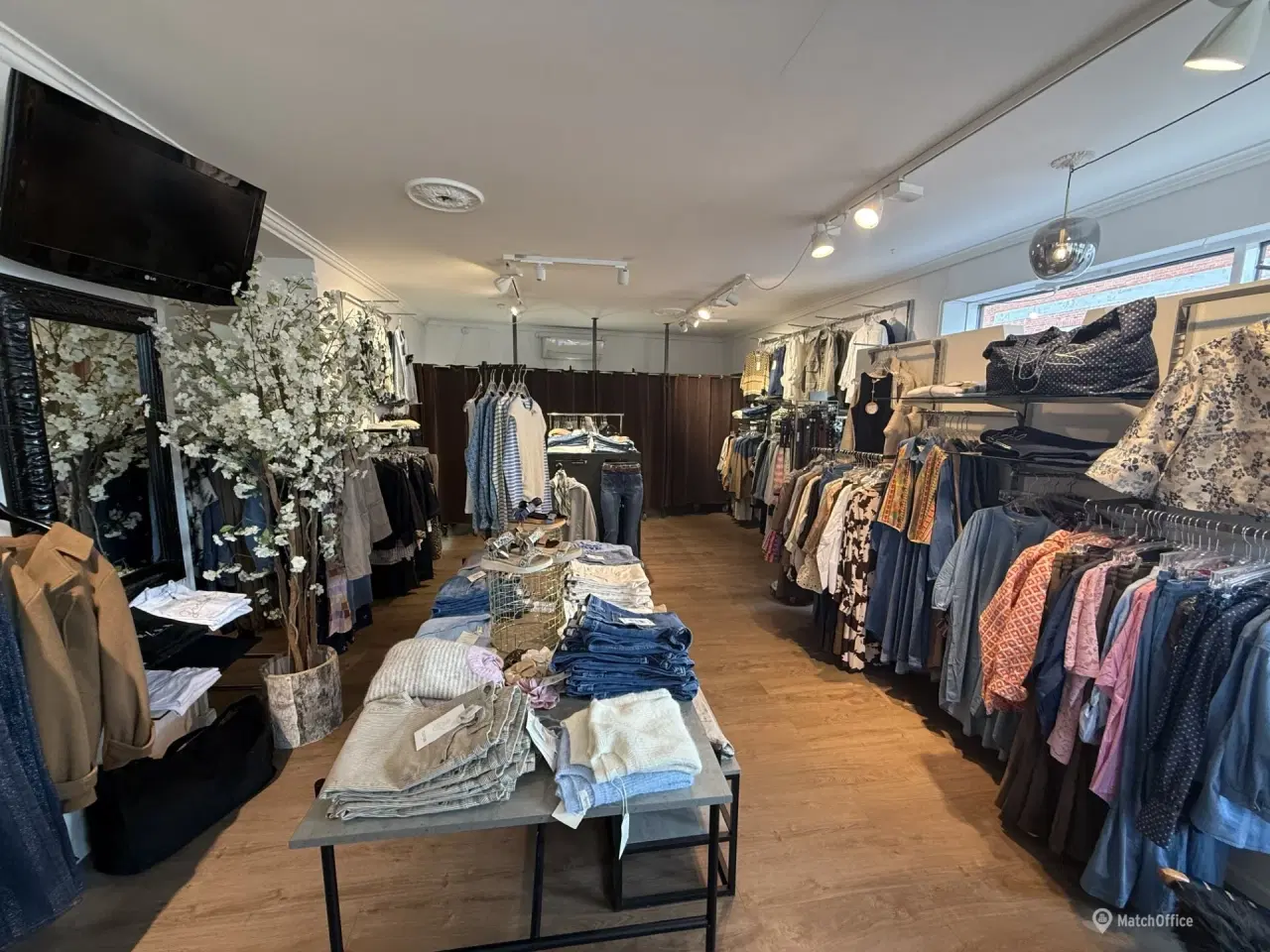 Billede 4 - Byens bedste beliggenhed