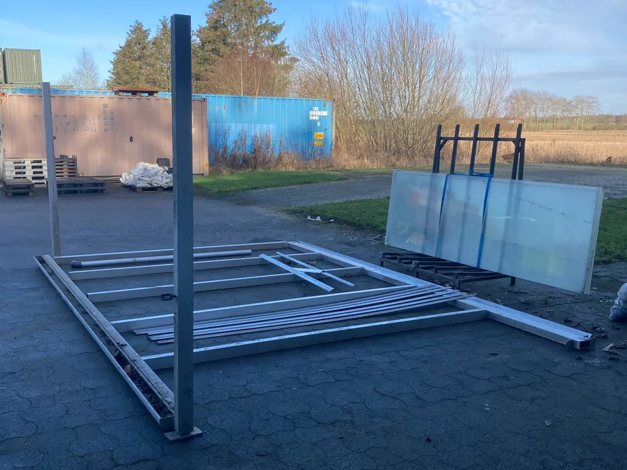 Billede 1 - Carport i aluminium.