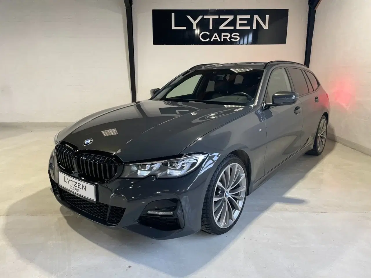 Billede 1 - BMW 320d 2,0 Touring M-Sport aut.