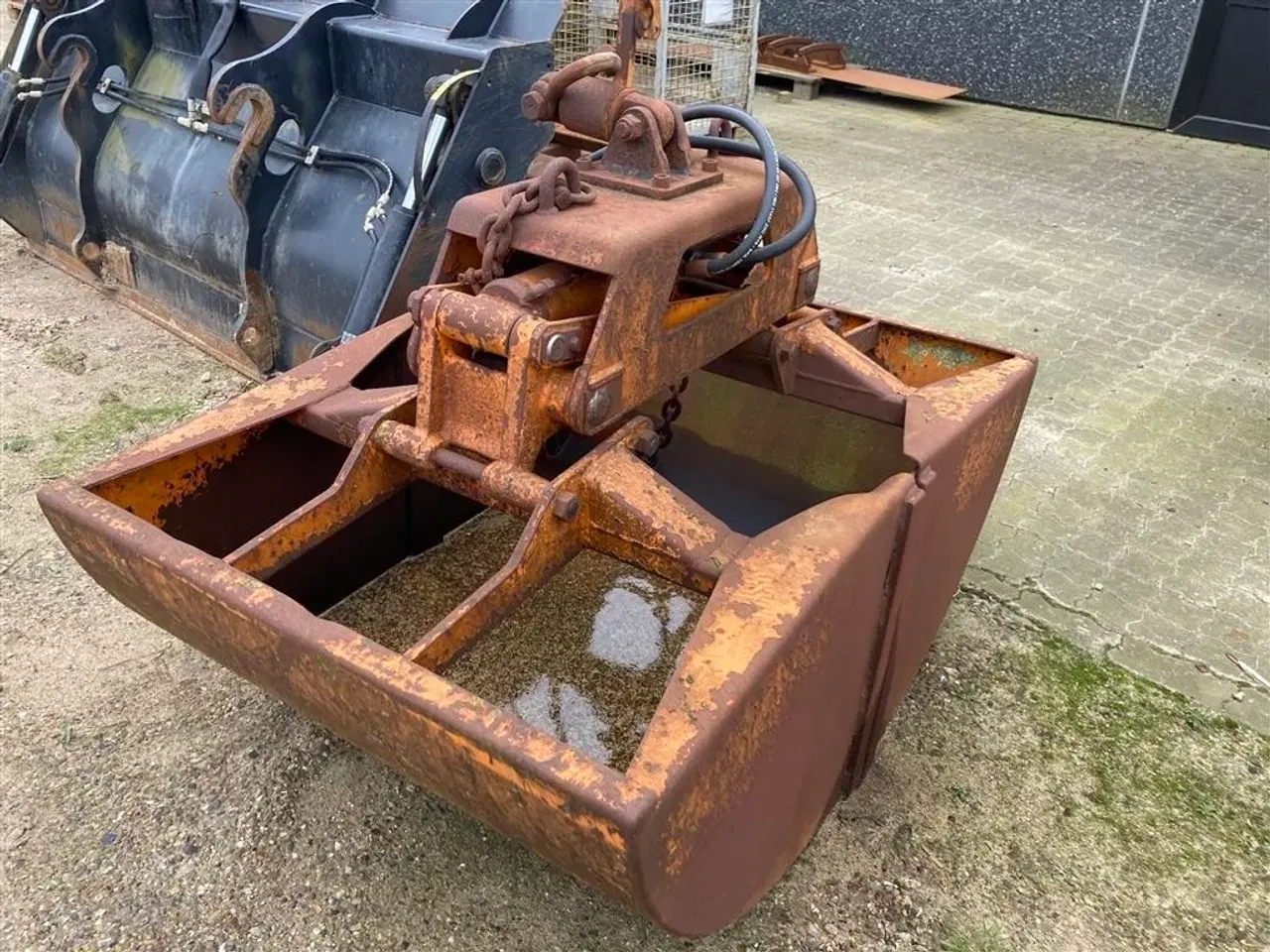 Billede 4 - Bsv Grab Lukket klapskovl til kranophæng