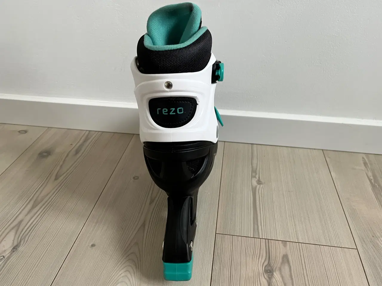 Billede 4 - Inliners, Rulleskøjter, Rezo, Justerbar, Str 36-40