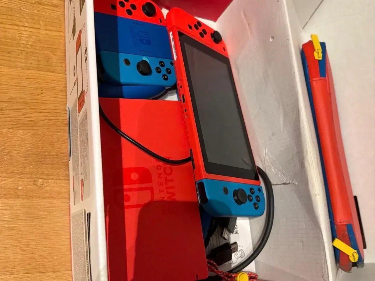 Billede 1 - Nintendo switch Mario edition