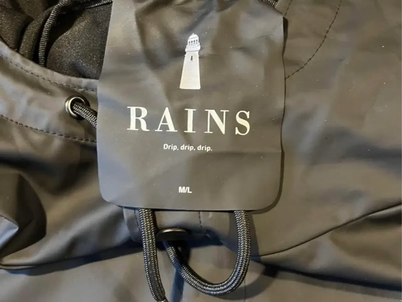 Billede 4 - Sort regnjakke fra Rains str. M/L