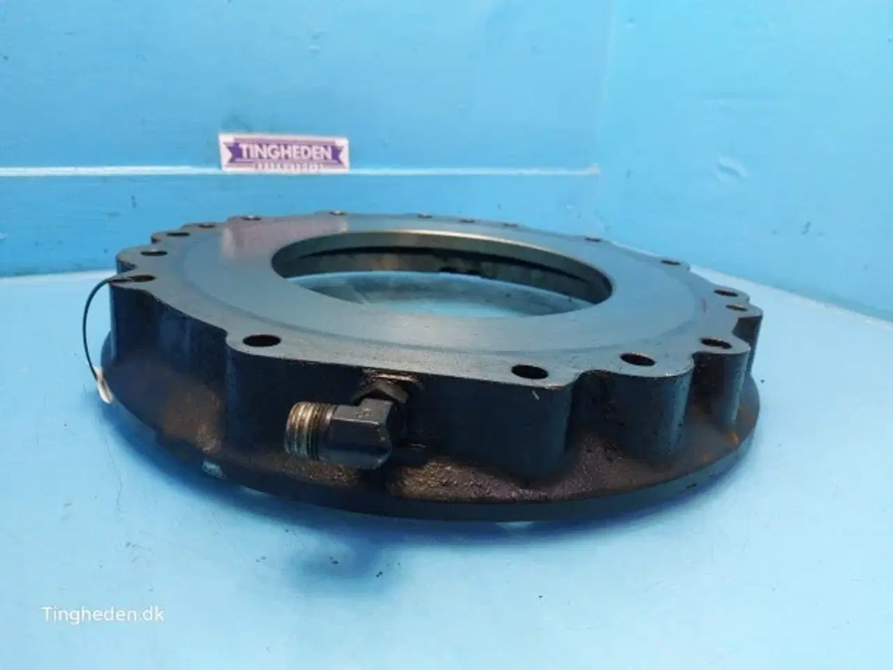 Billede 4 - New Holland T6 Afstandsstykke 87608920