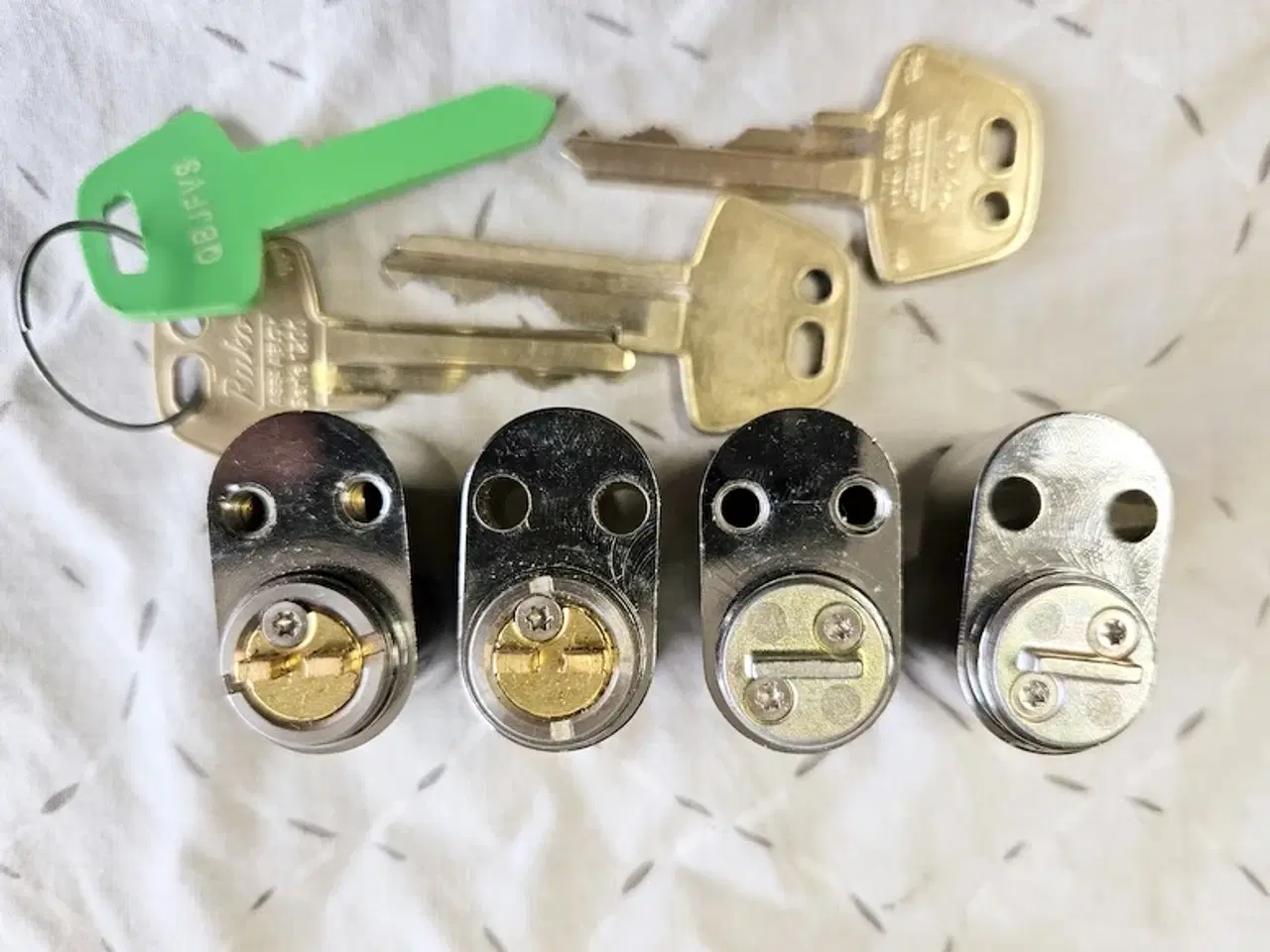 Billede 3 - 4 stk ens Ruko låsecylinder.