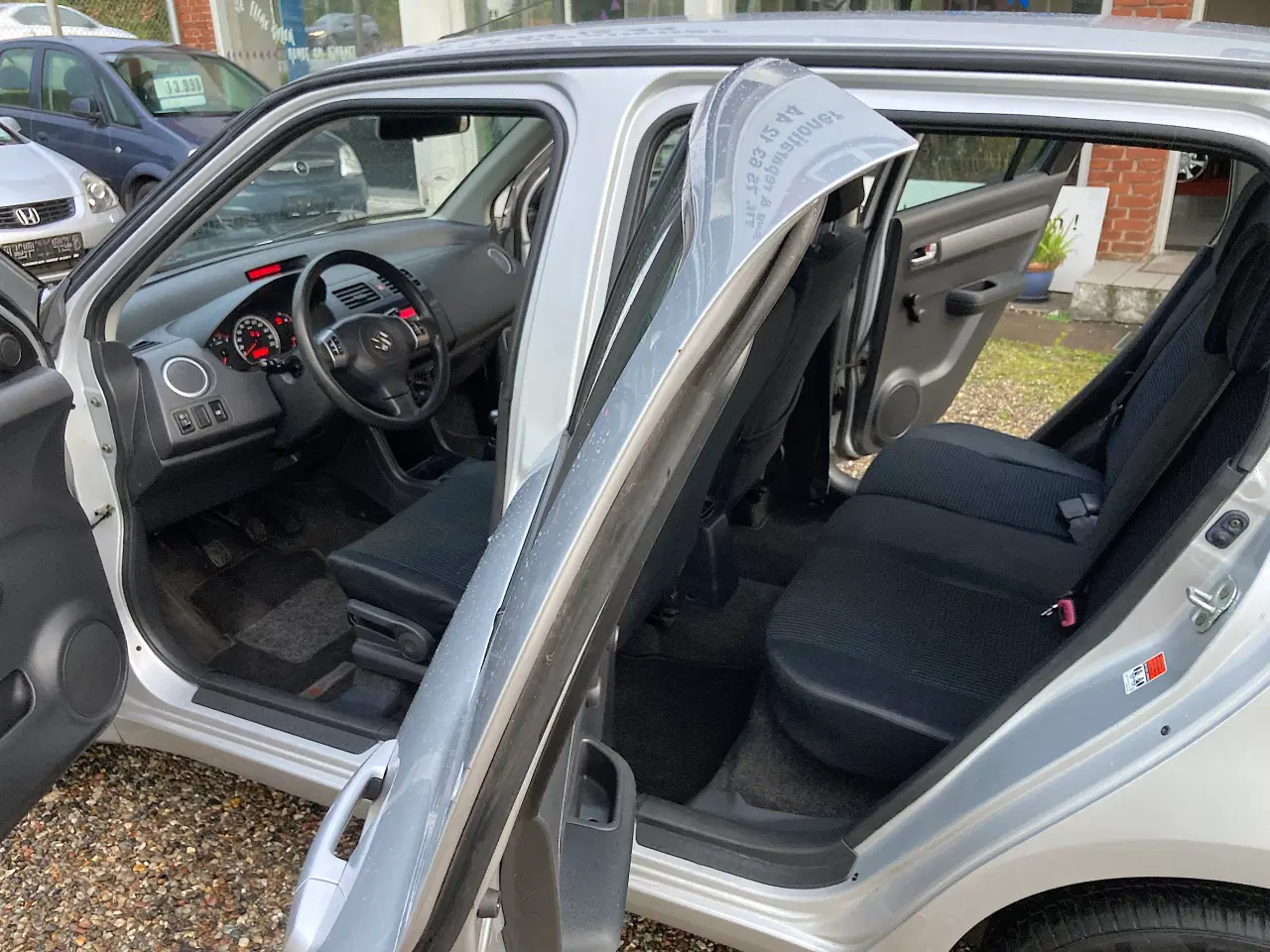 Billede 14 - Suzuki Swift Nysyn BILLIG