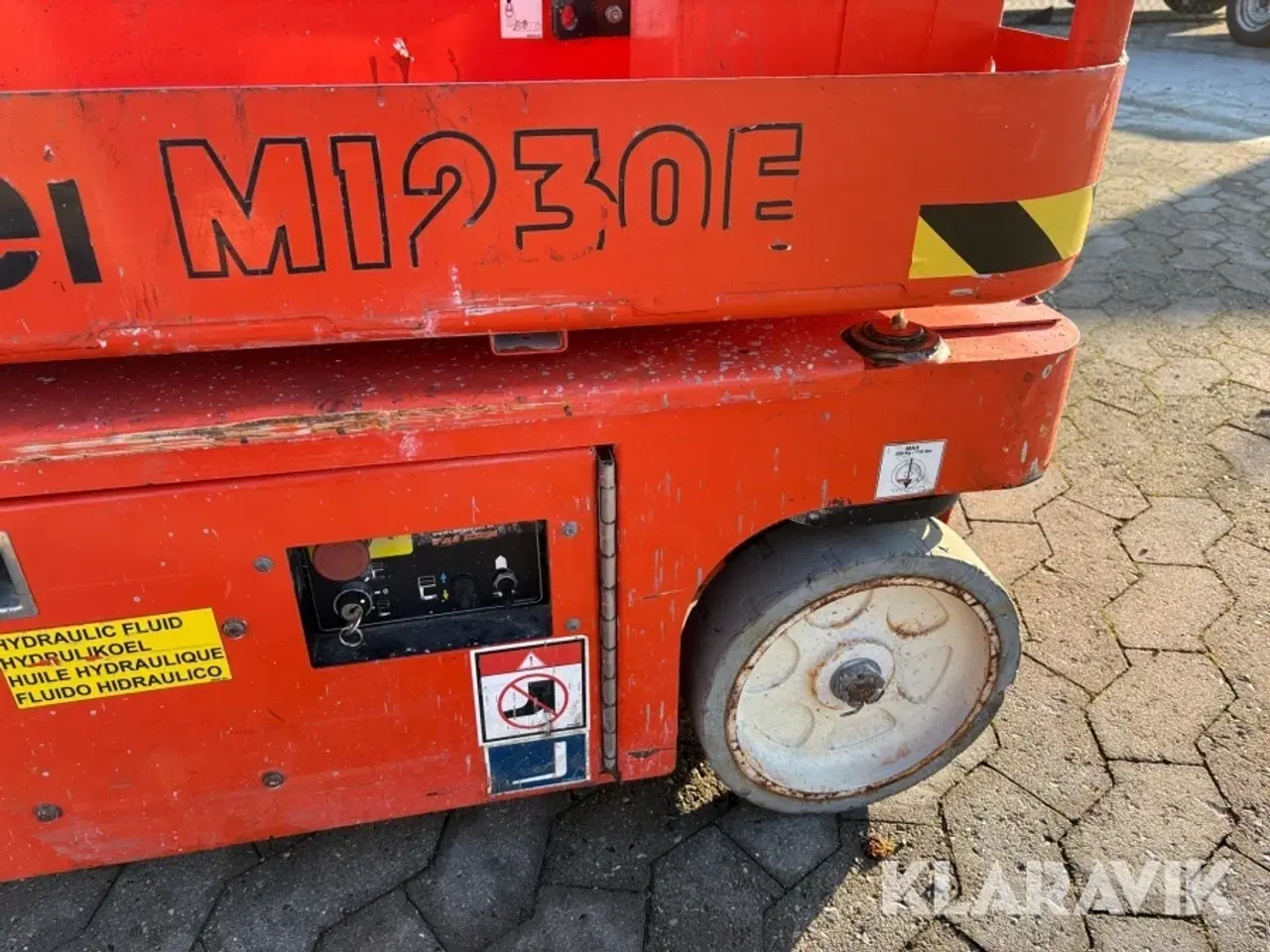 Billede 14 - Søjlelift Snorkel M1230E