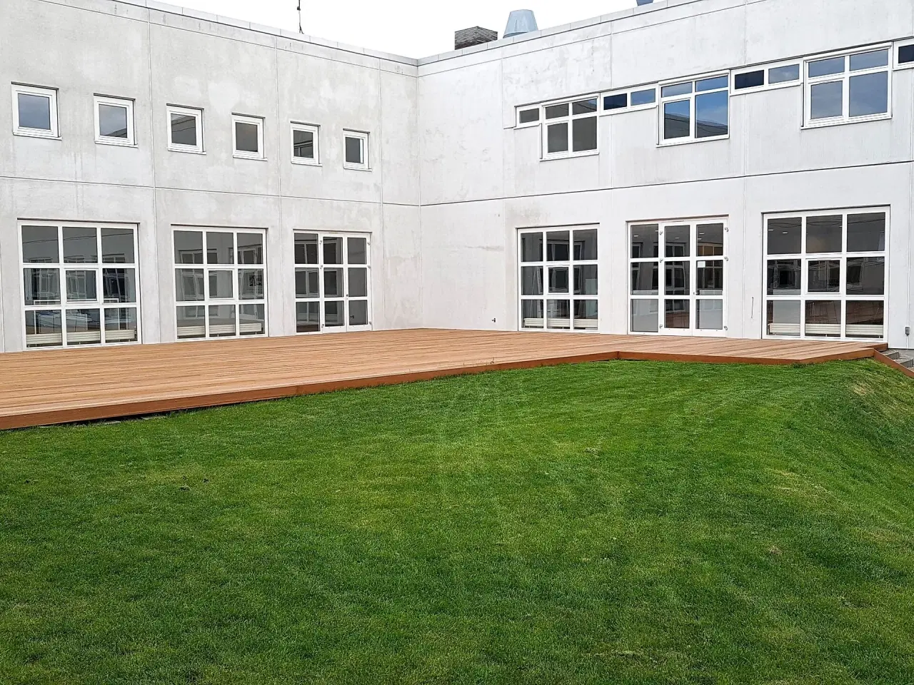 Billede 5 - Erhvervslejemål i præsentabel flerbrugerejendom med optimal beliggenhed