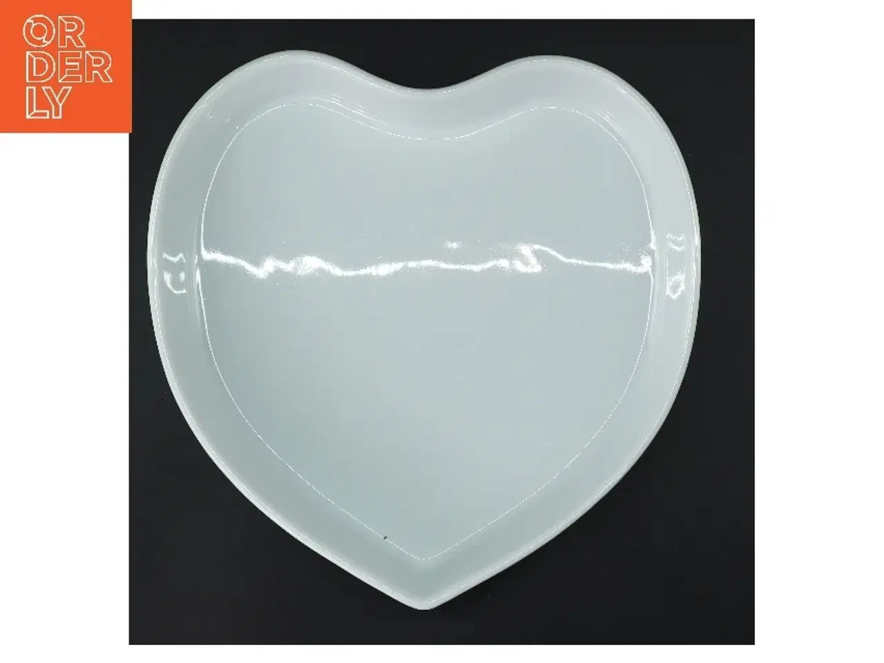 Billede 1 - Hjerteformet serveringsfad fra Pillivuyt (str. 26 cm)