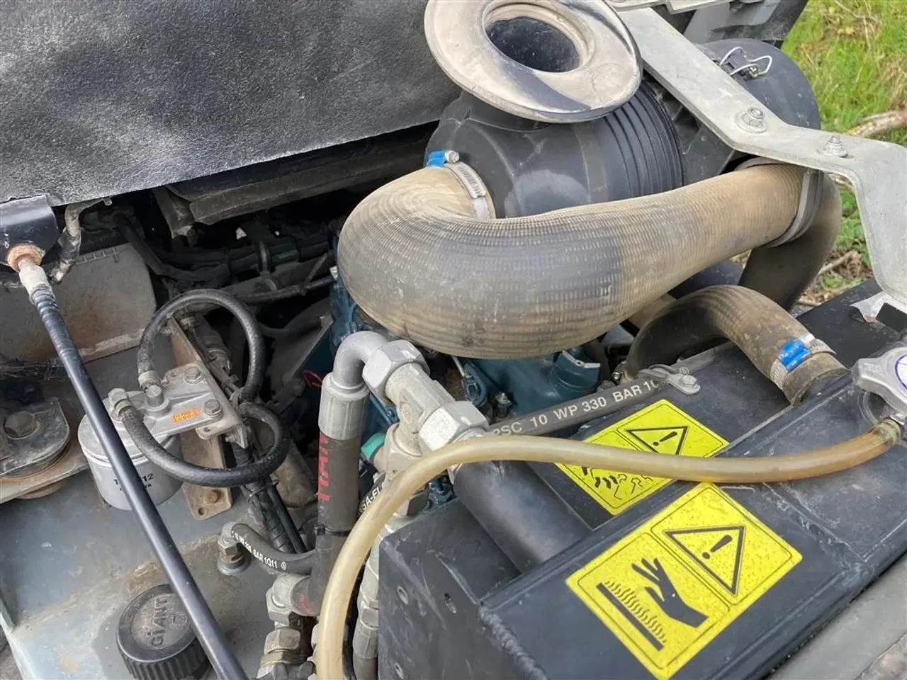 Billede 12 - Giant 452 T HD, Minilæsser. Skovl og Pallegafler